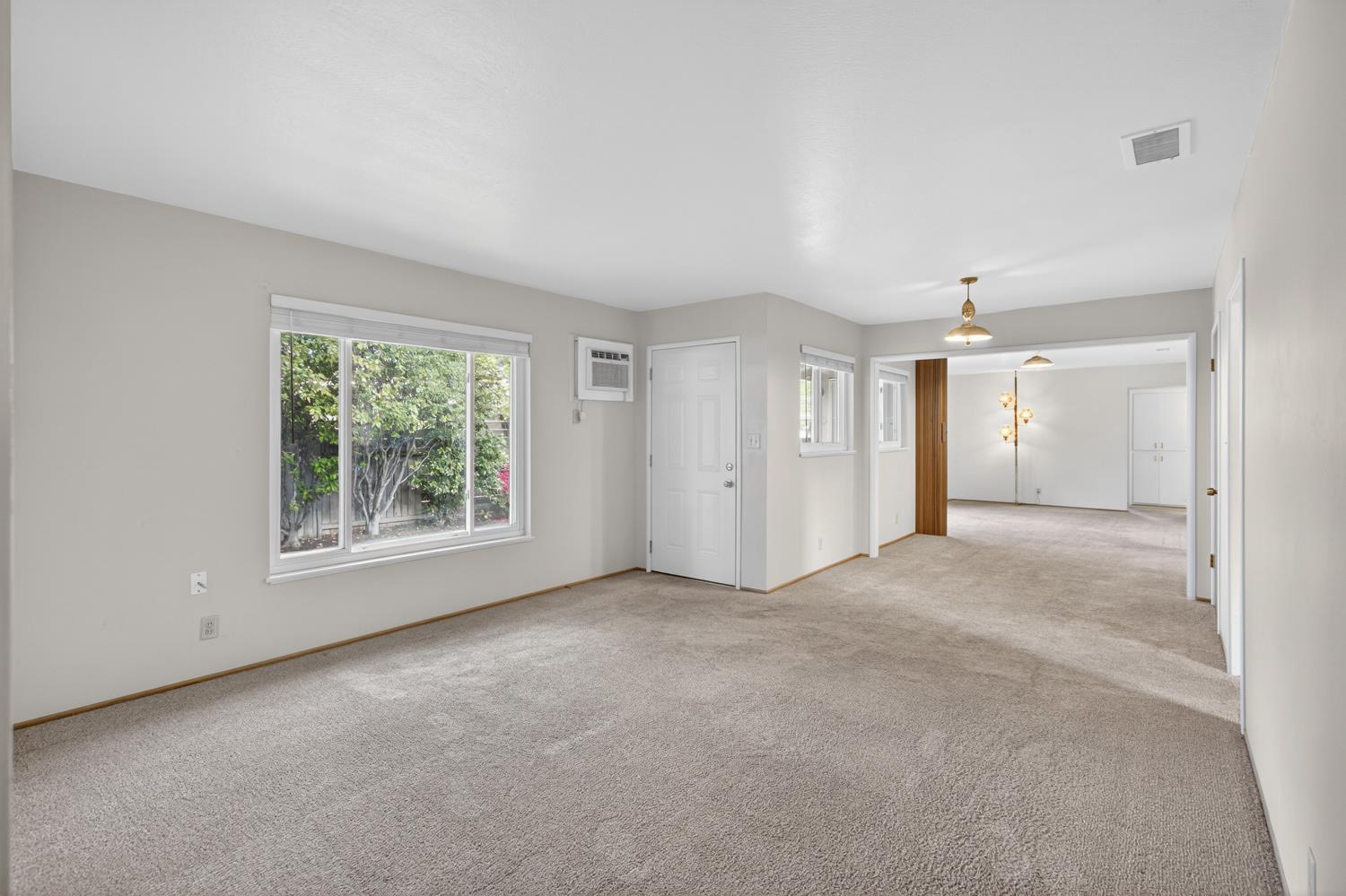 153 Globe Avenue