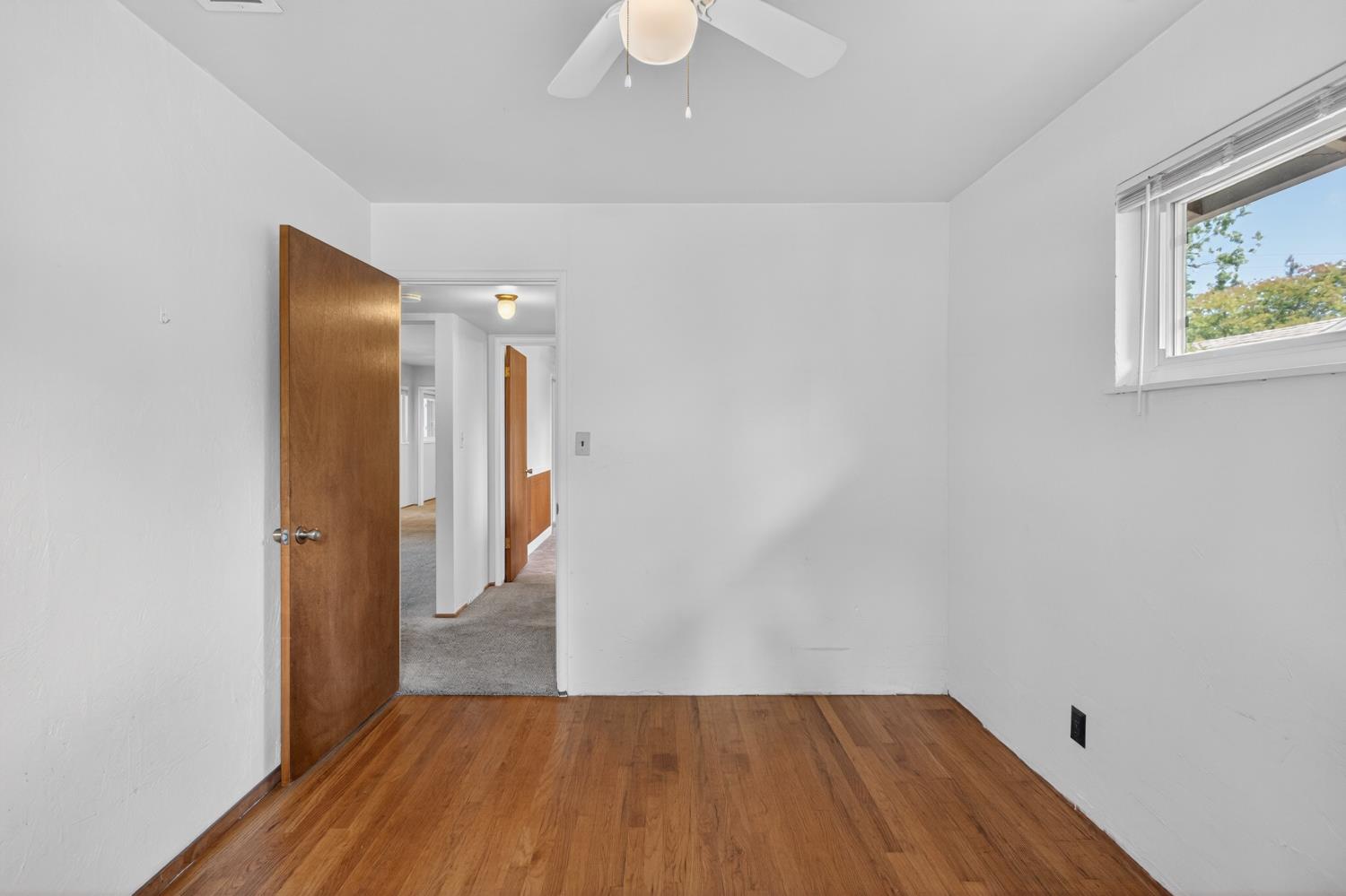 153 Globe Avenue