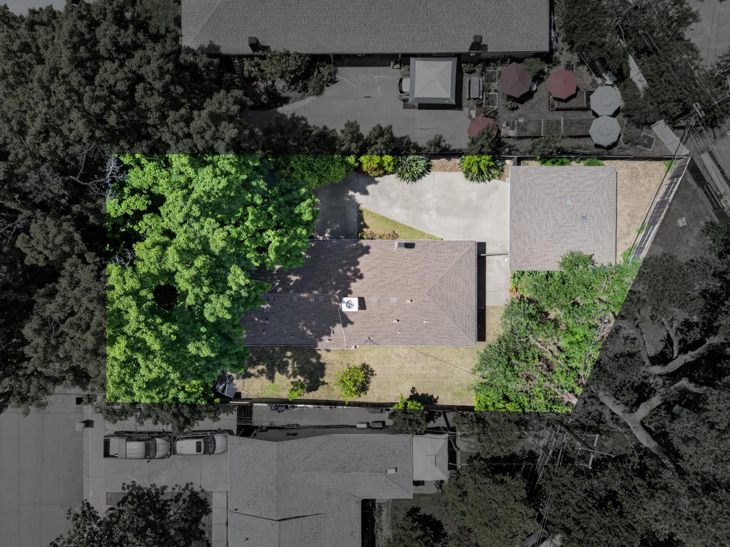 153 Globe Avenue