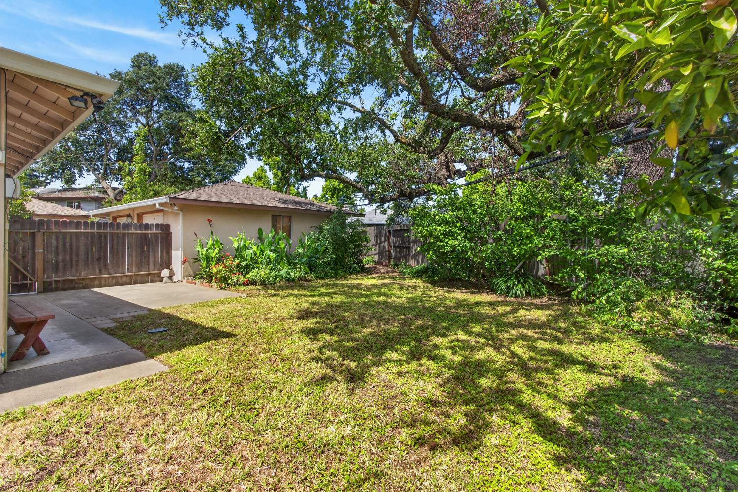 153 Globe Avenue