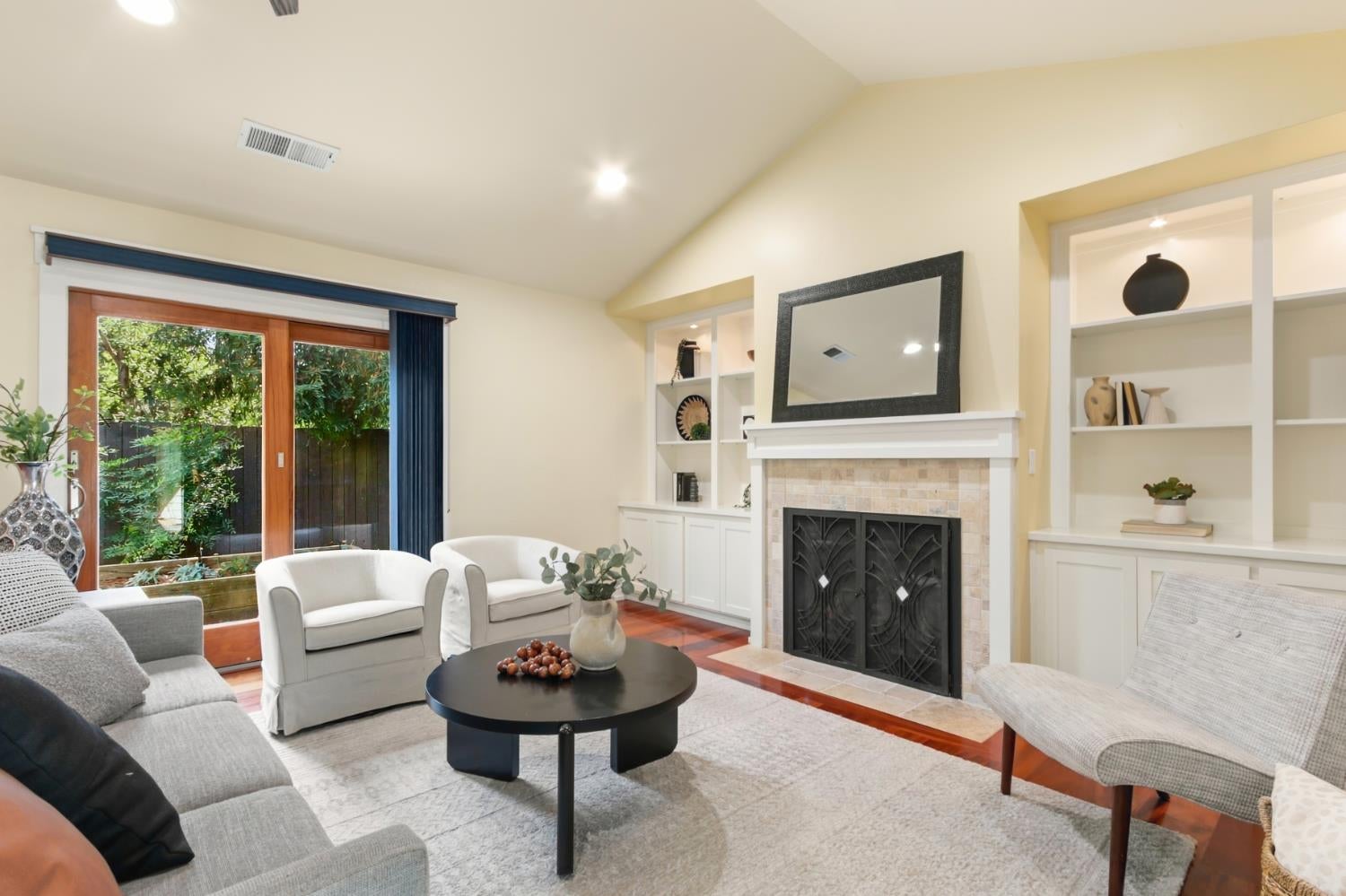 27462 Oakside Drive