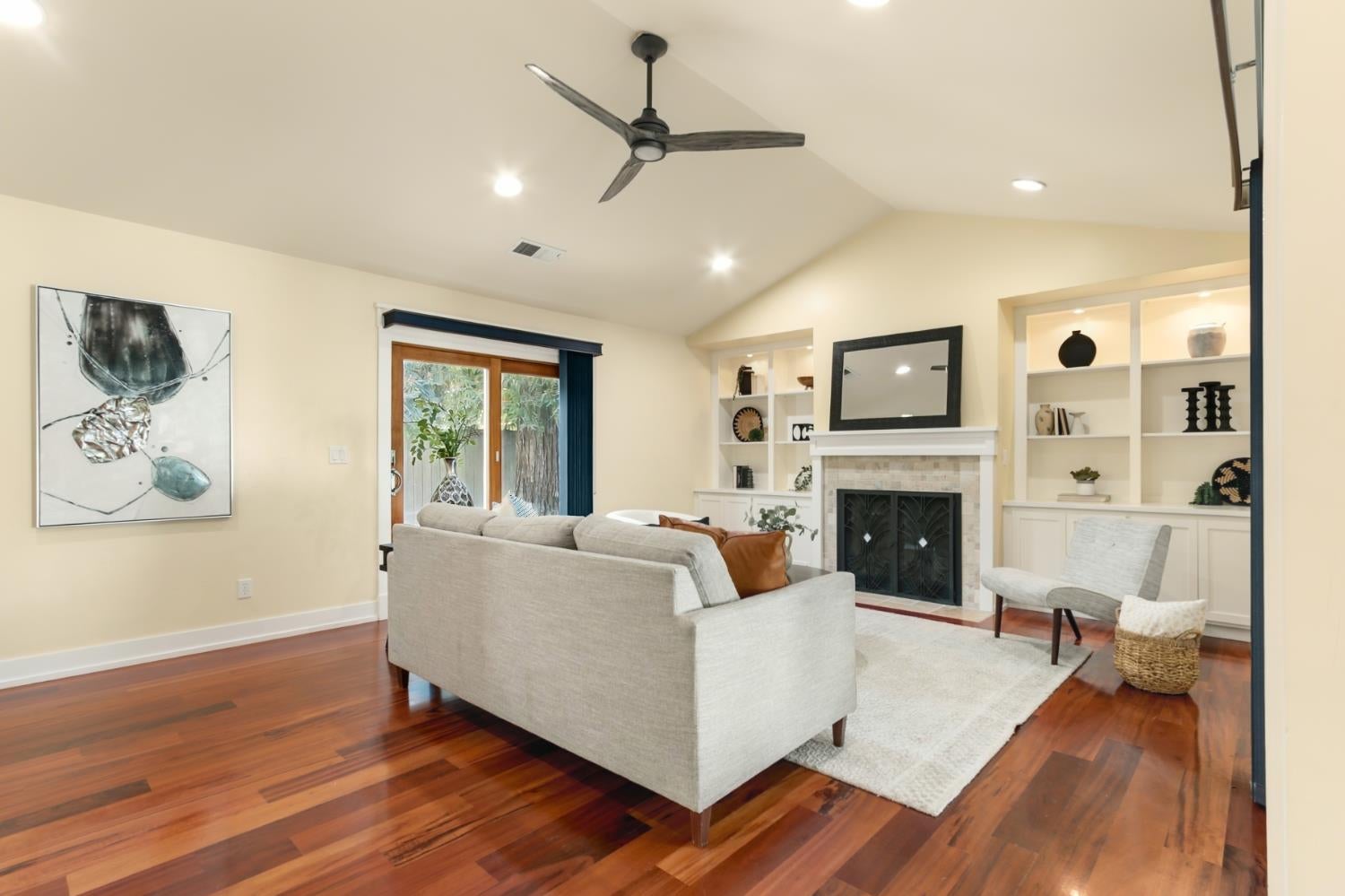 27462 Oakside Drive
