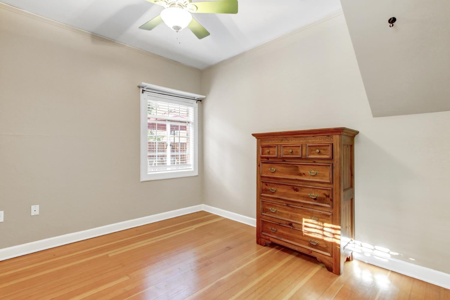 550 Walnut Street