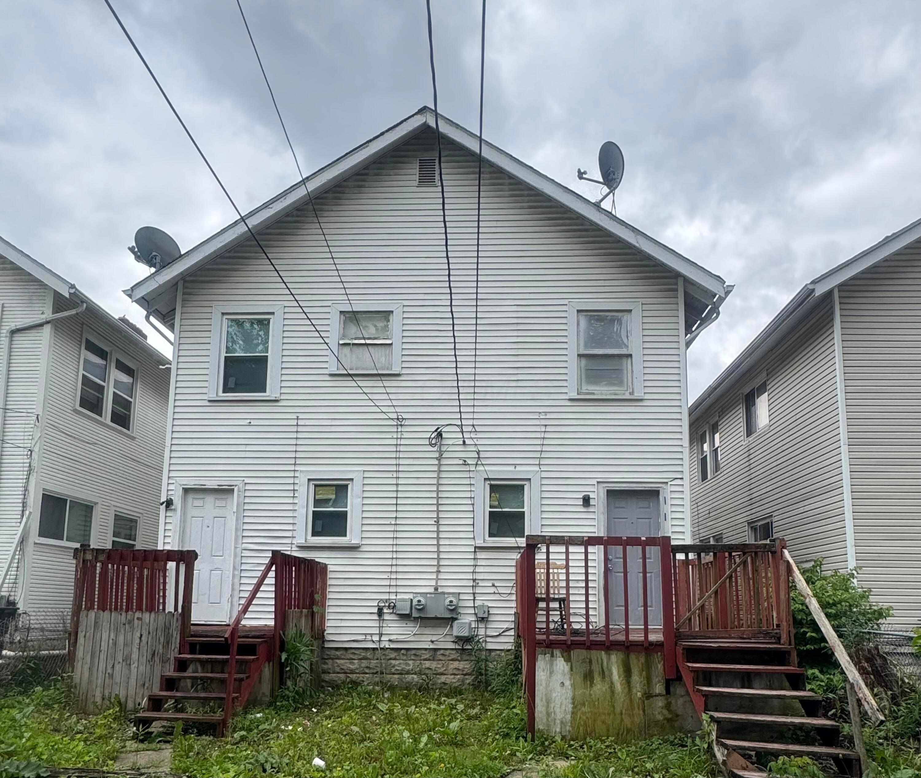 612-614 Racine Avenue