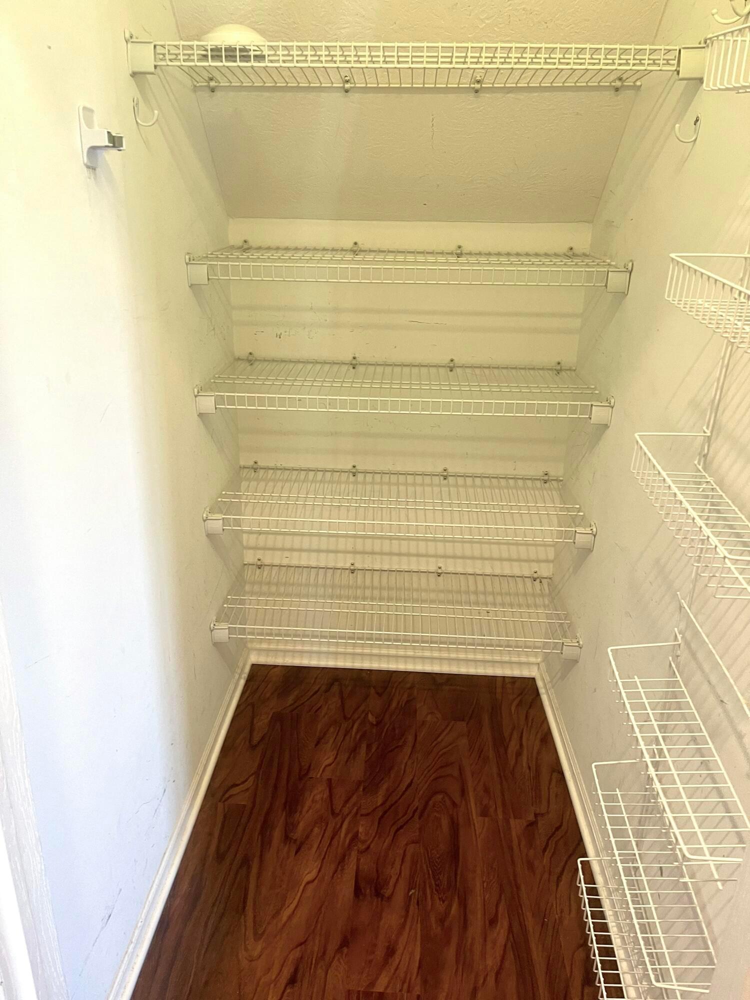 5276 Ruth Amy Avenue