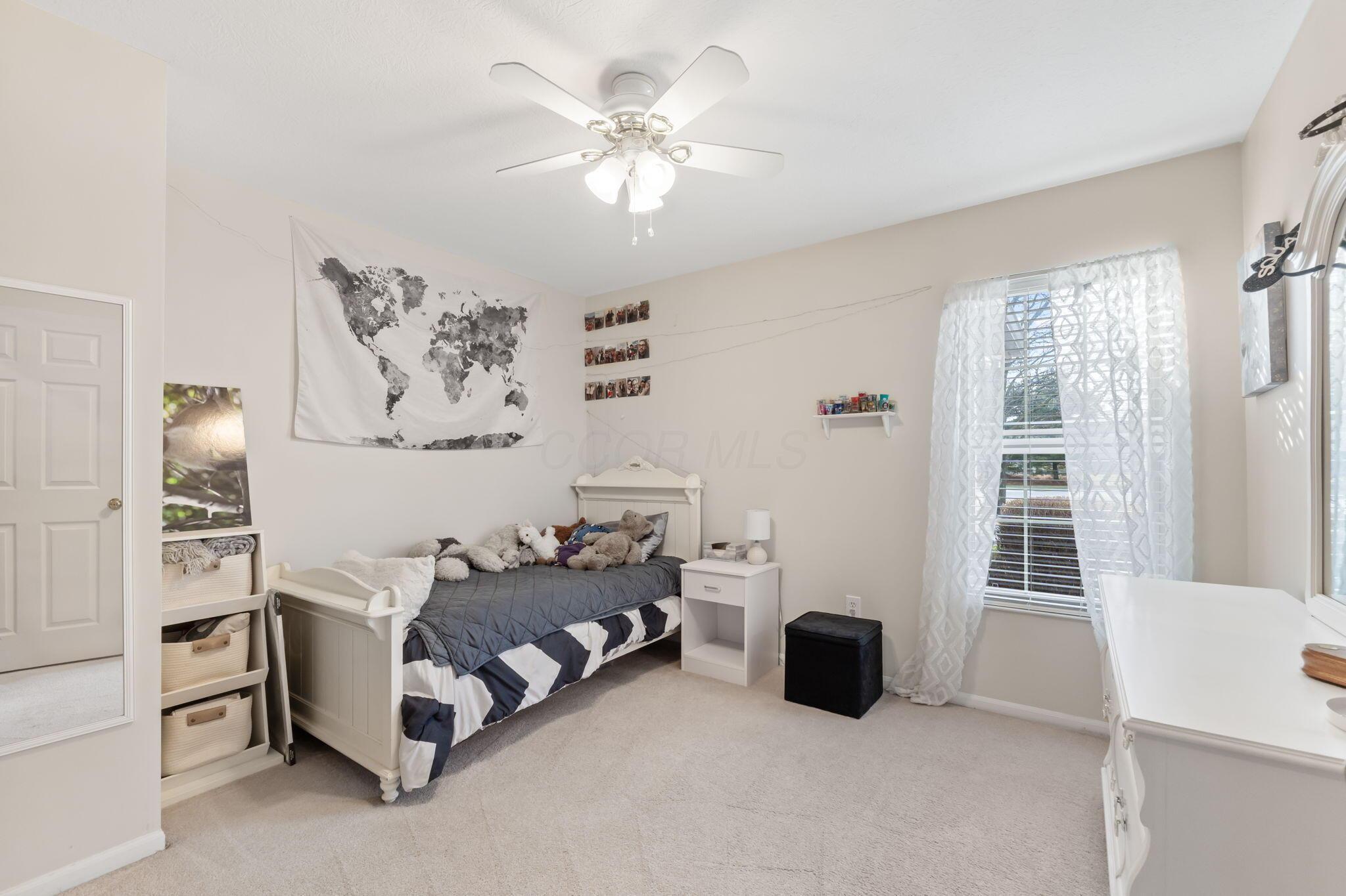 5276 Ruth Amy Avenue