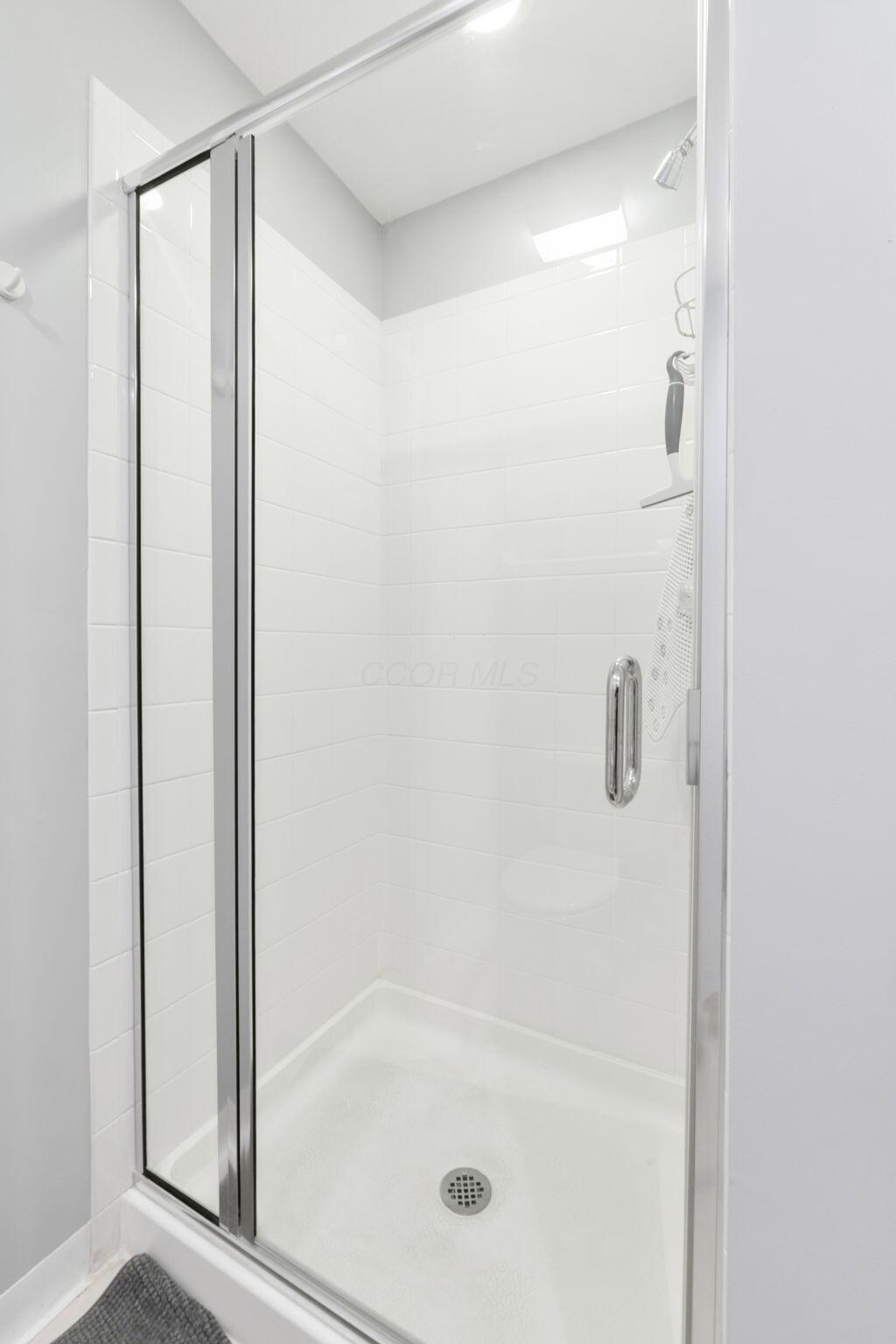 5276 Ruth Amy Avenue