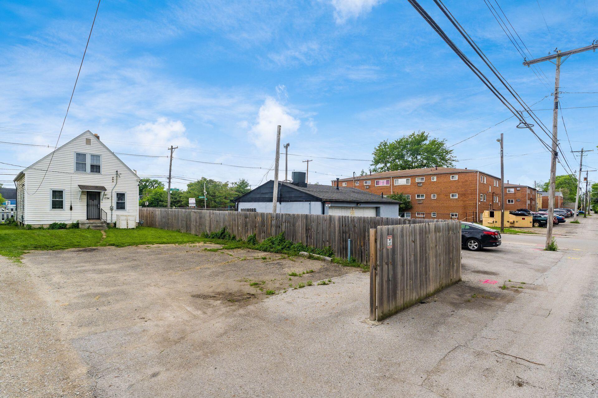 1724 E Livingston Avenue