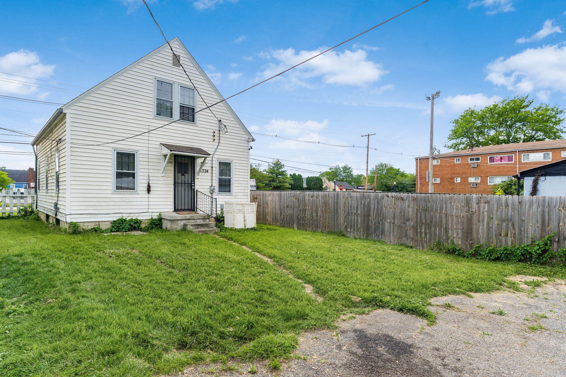 1724 E Livingston Avenue