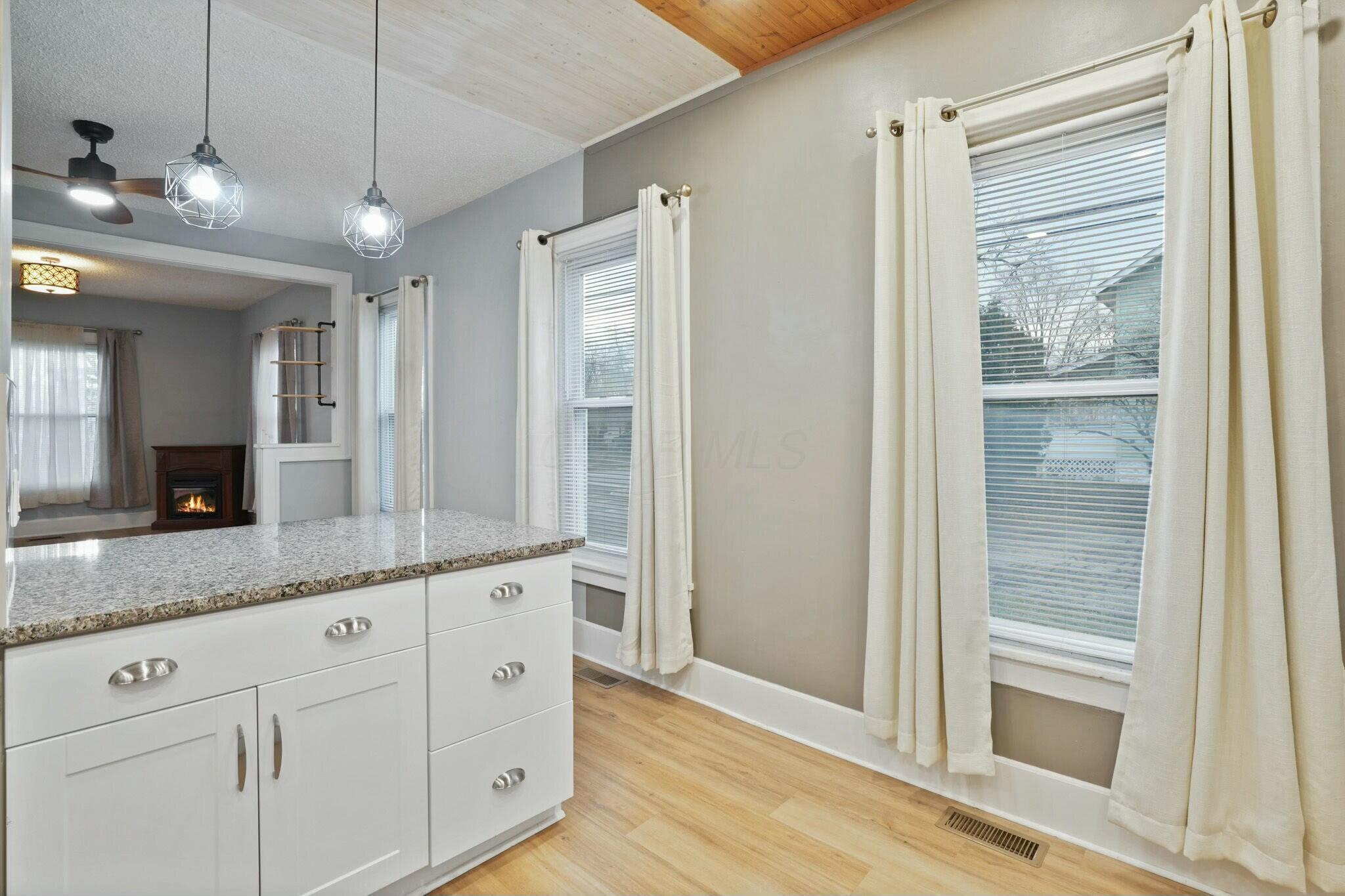 421 Collingwood Avenue