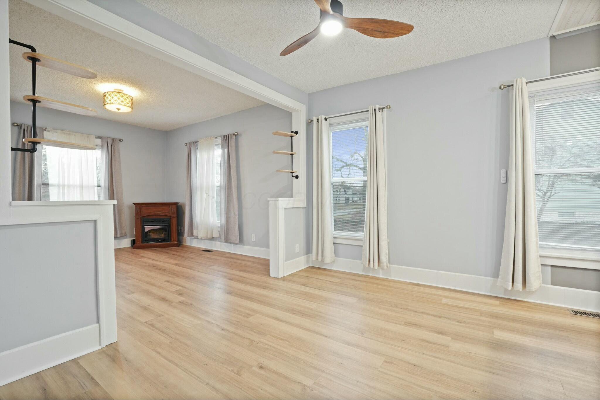 421 Collingwood Avenue