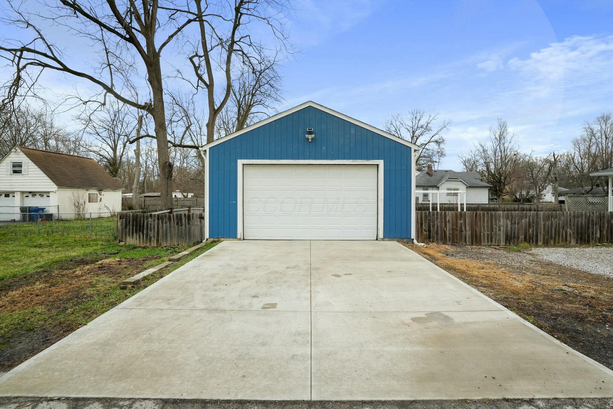 421 Collingwood Avenue