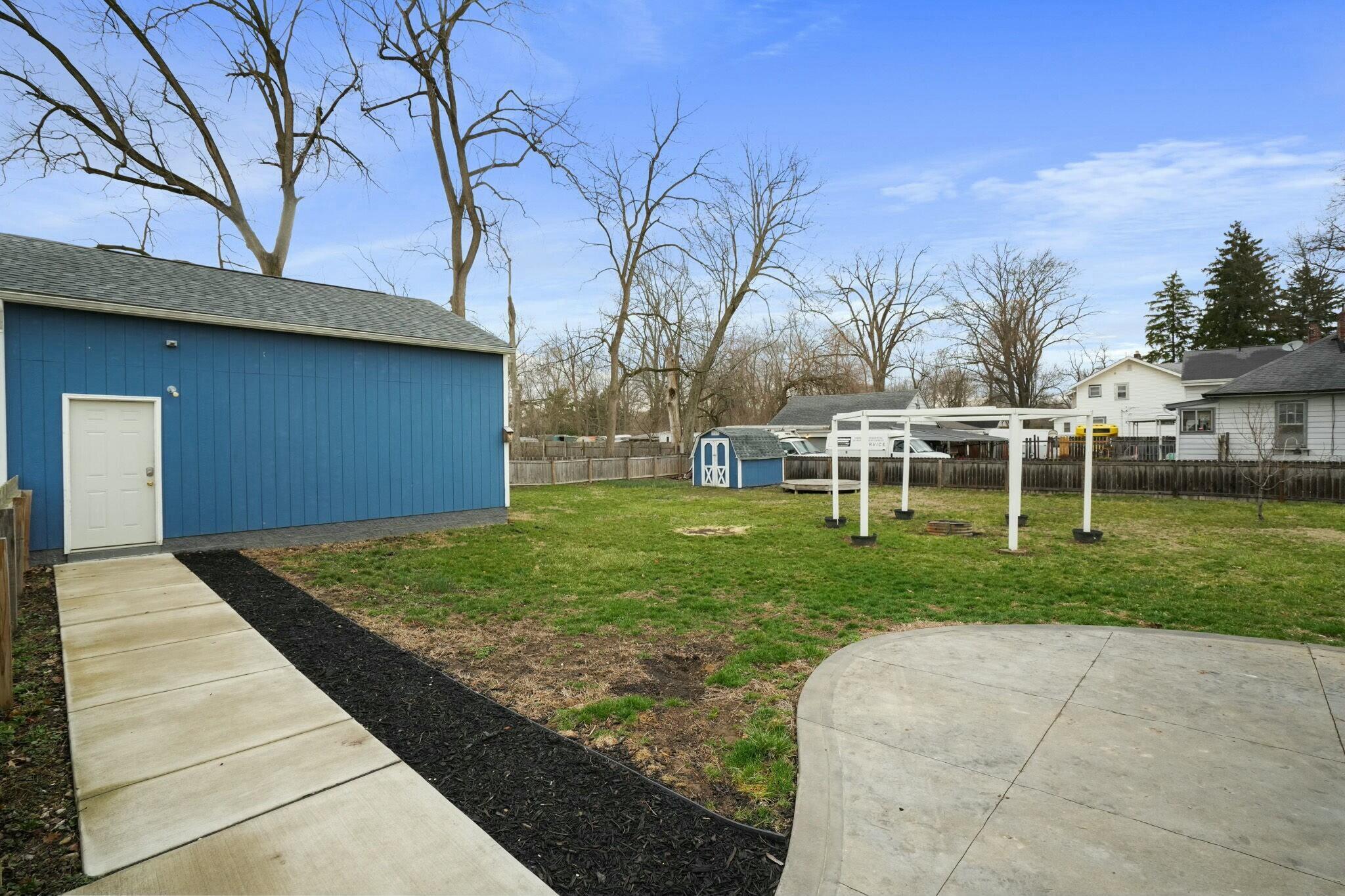 421 Collingwood Avenue