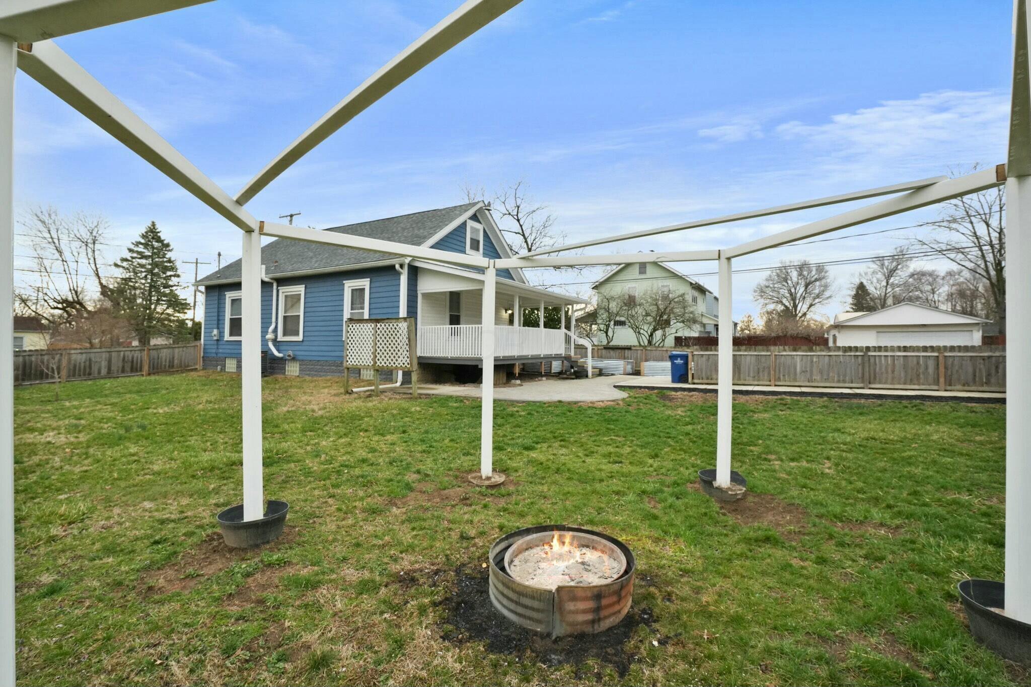 421 Collingwood Avenue