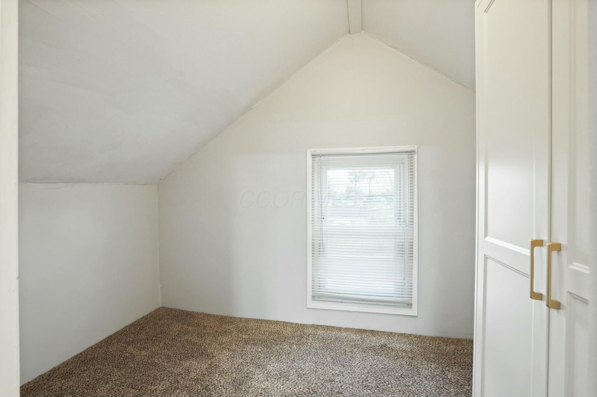421 Collingwood Avenue