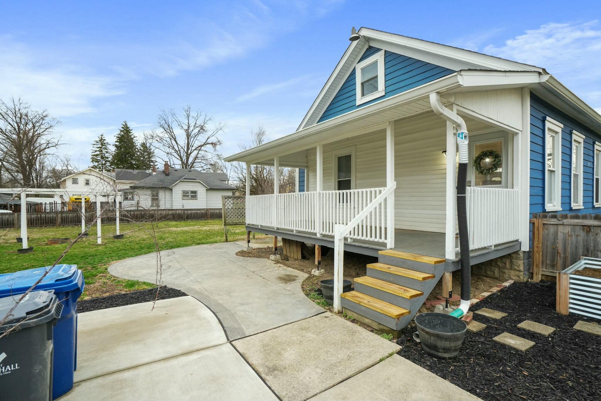 421 Collingwood Avenue