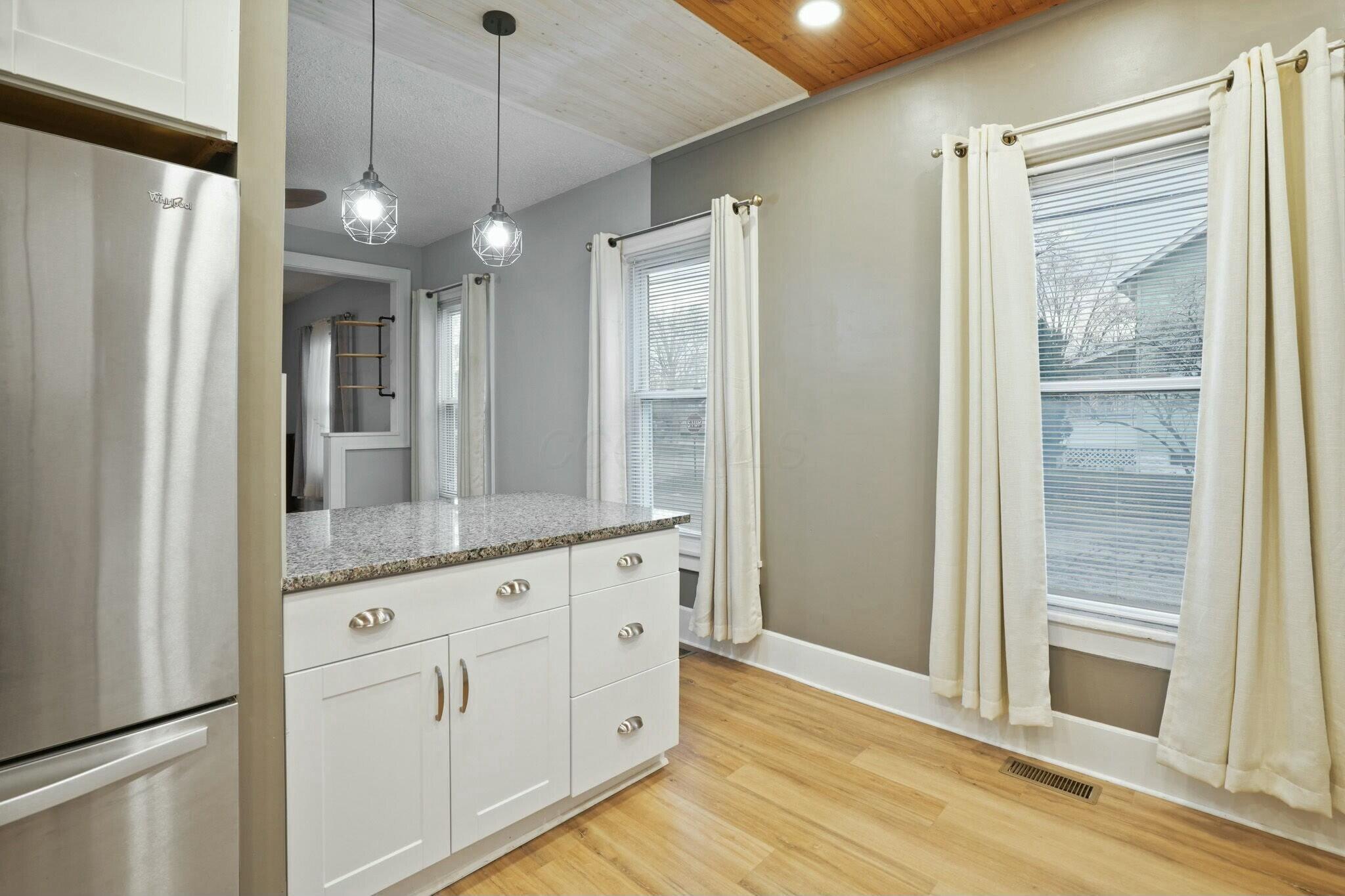 421 Collingwood Avenue