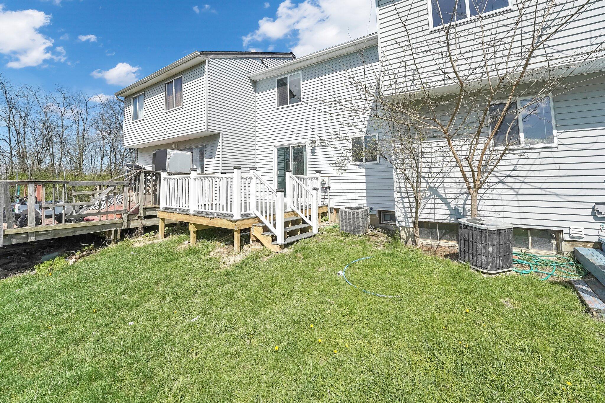 5742 Vestry Court