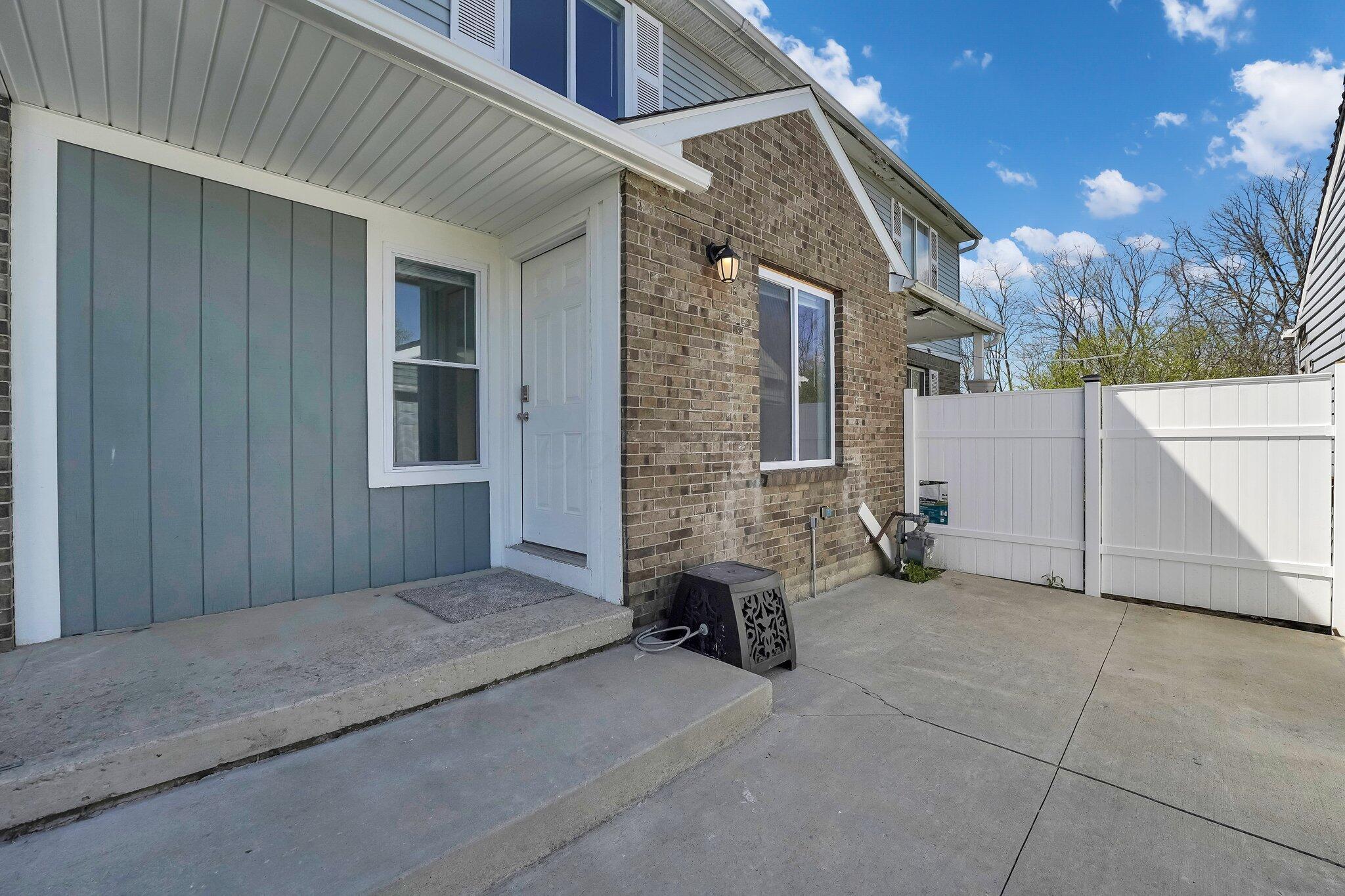 5742 Vestry Court