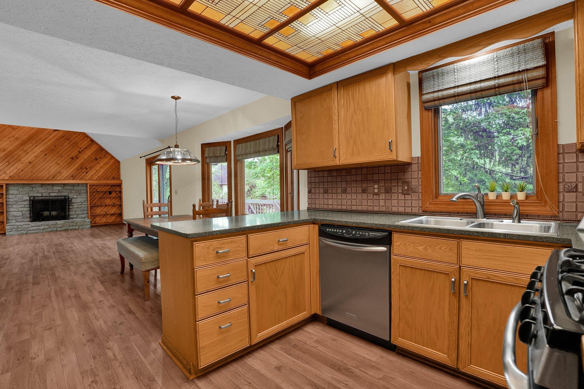 623 Rockbridge Road