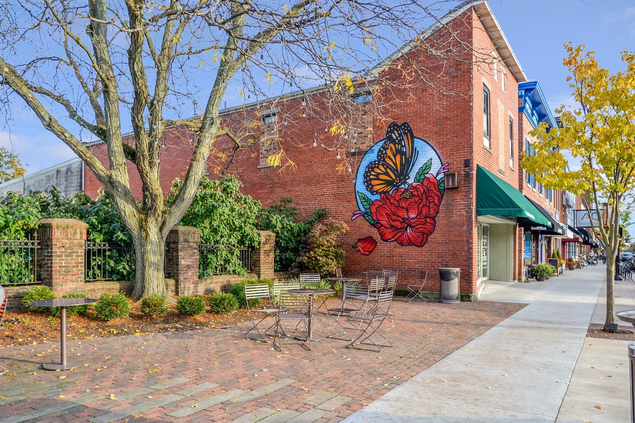 623 Rockbridge Road