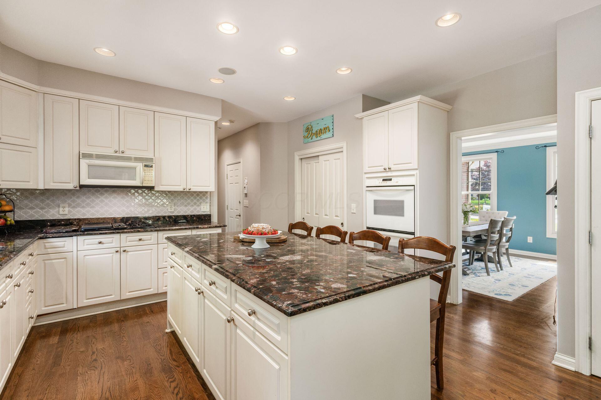 5542 Troon Place