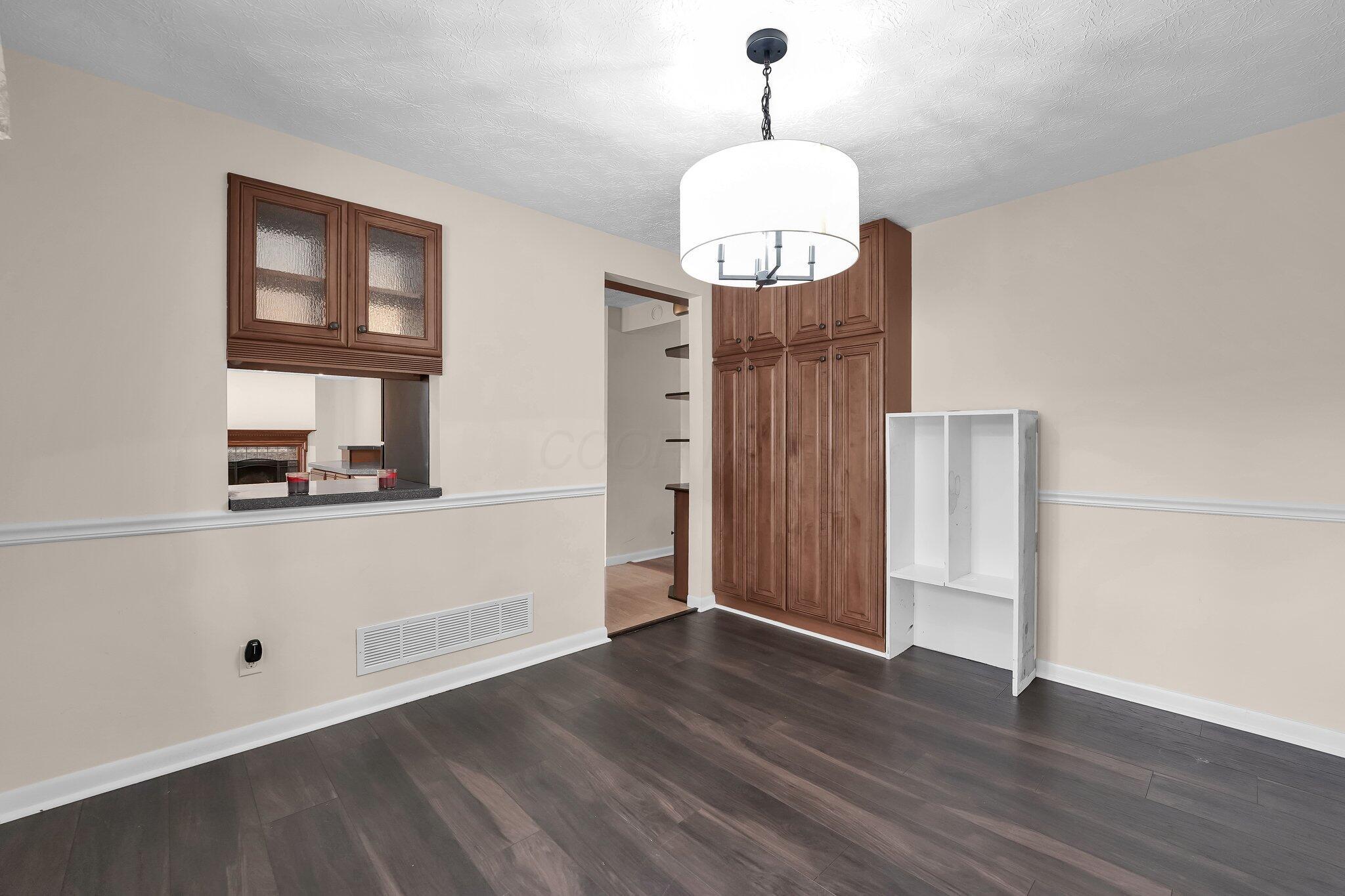 1235 Belle Meade Place