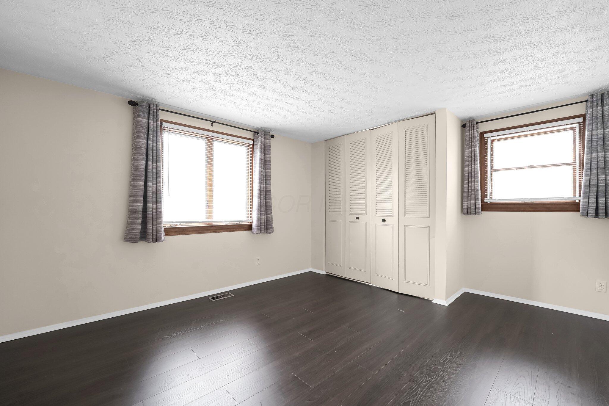 1235 Belle Meade Place