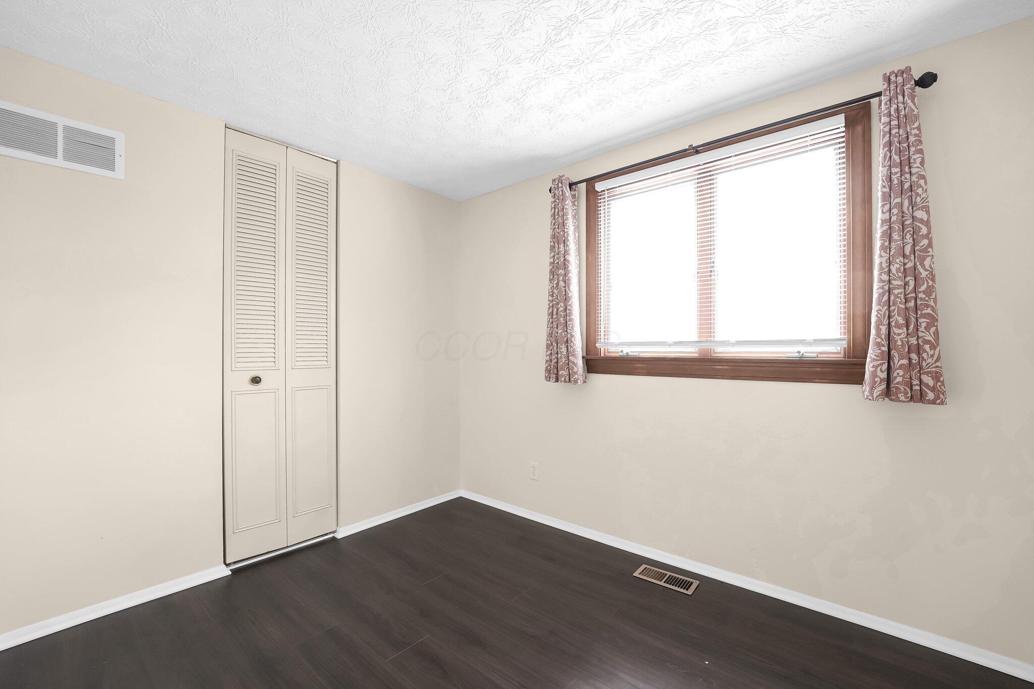 1235 Belle Meade Place