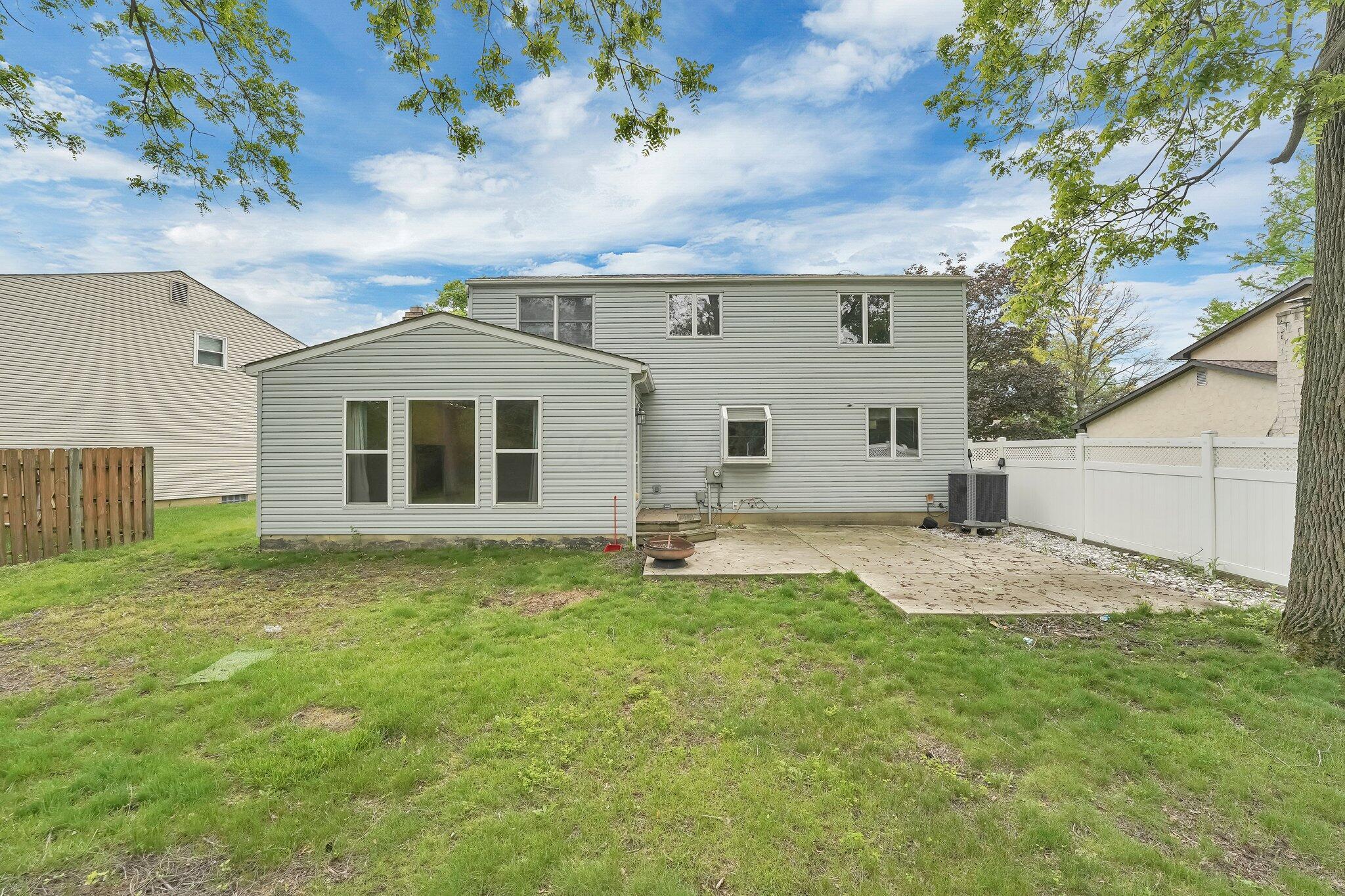 1235 Belle Meade Place