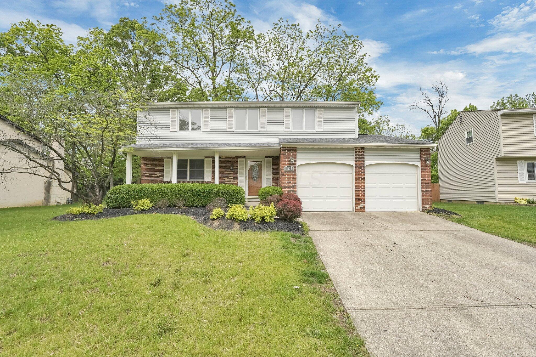 1235 Belle Meade Place