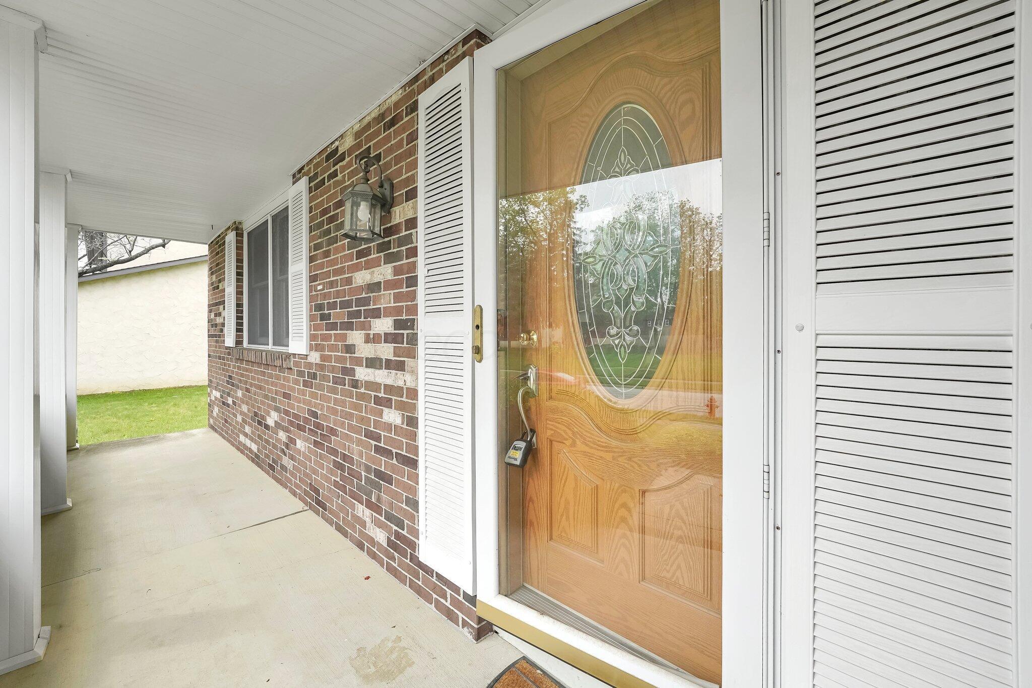 1235 Belle Meade Place
