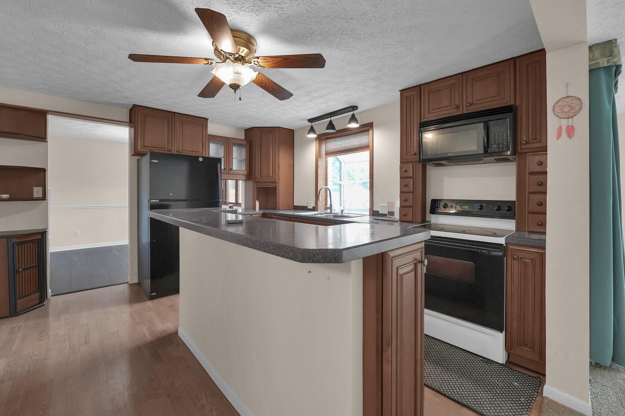 1235 Belle Meade Place