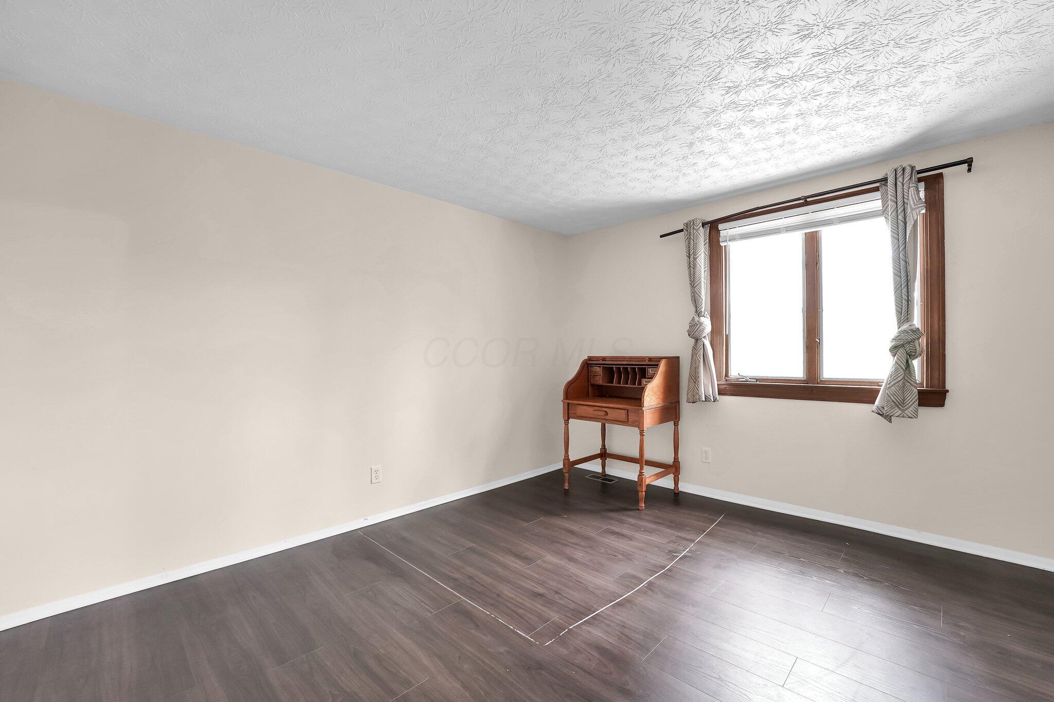 1235 Belle Meade Place