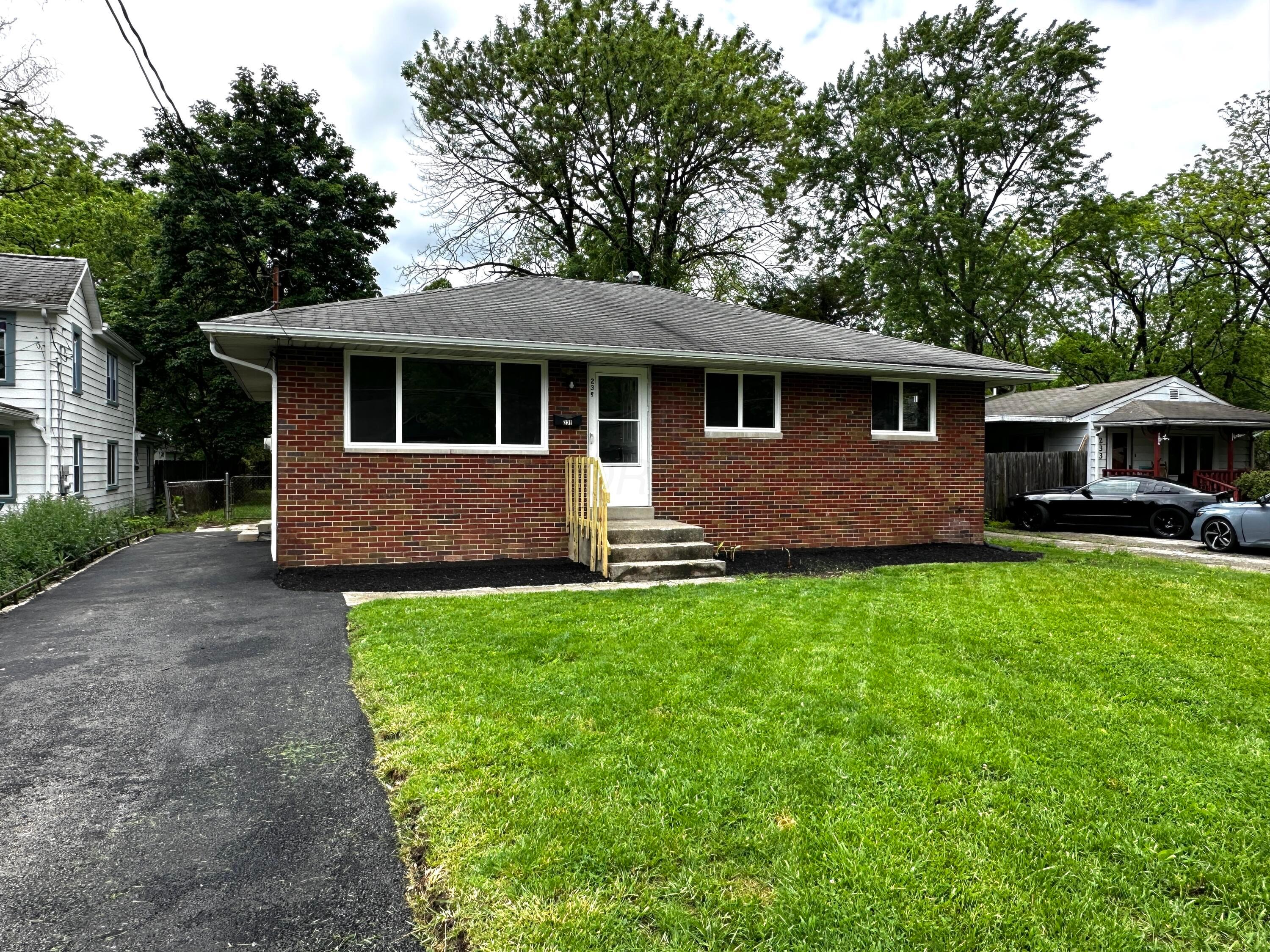 239 Maplewood Avenue