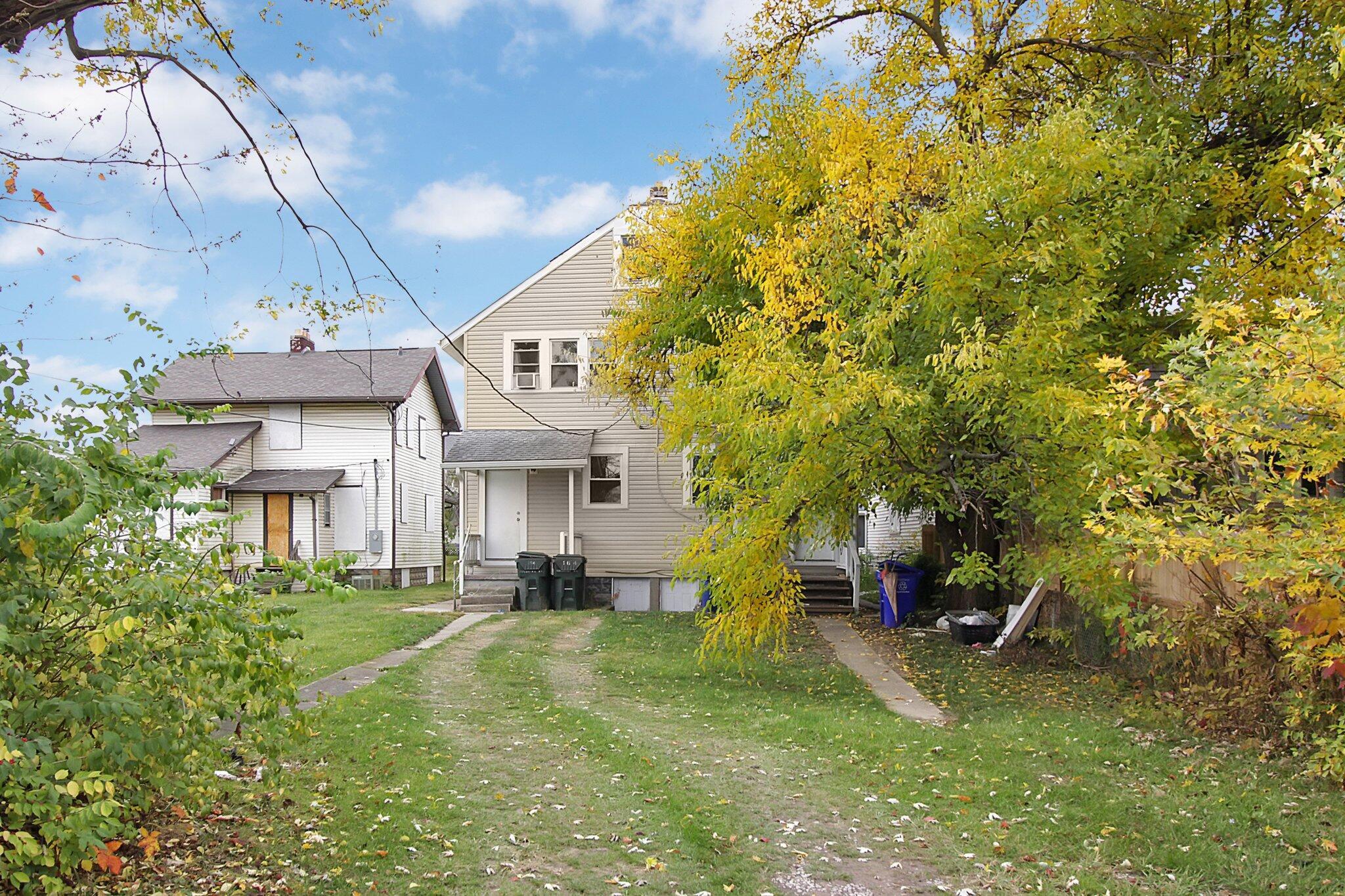 162 Columbian Avenue, 164