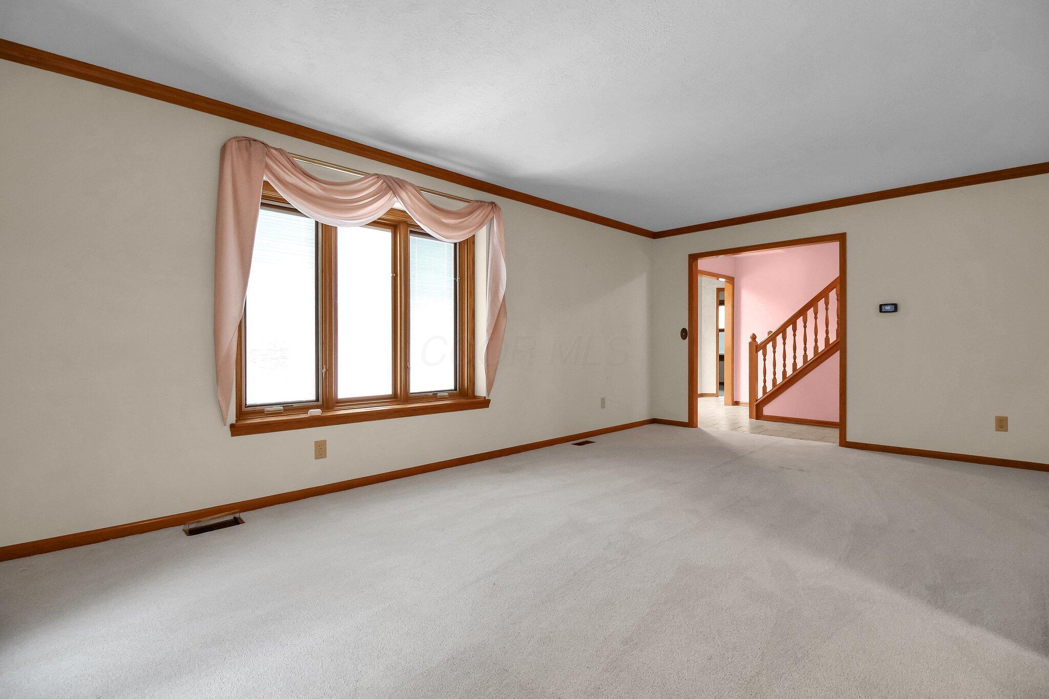 786 Watten Lane