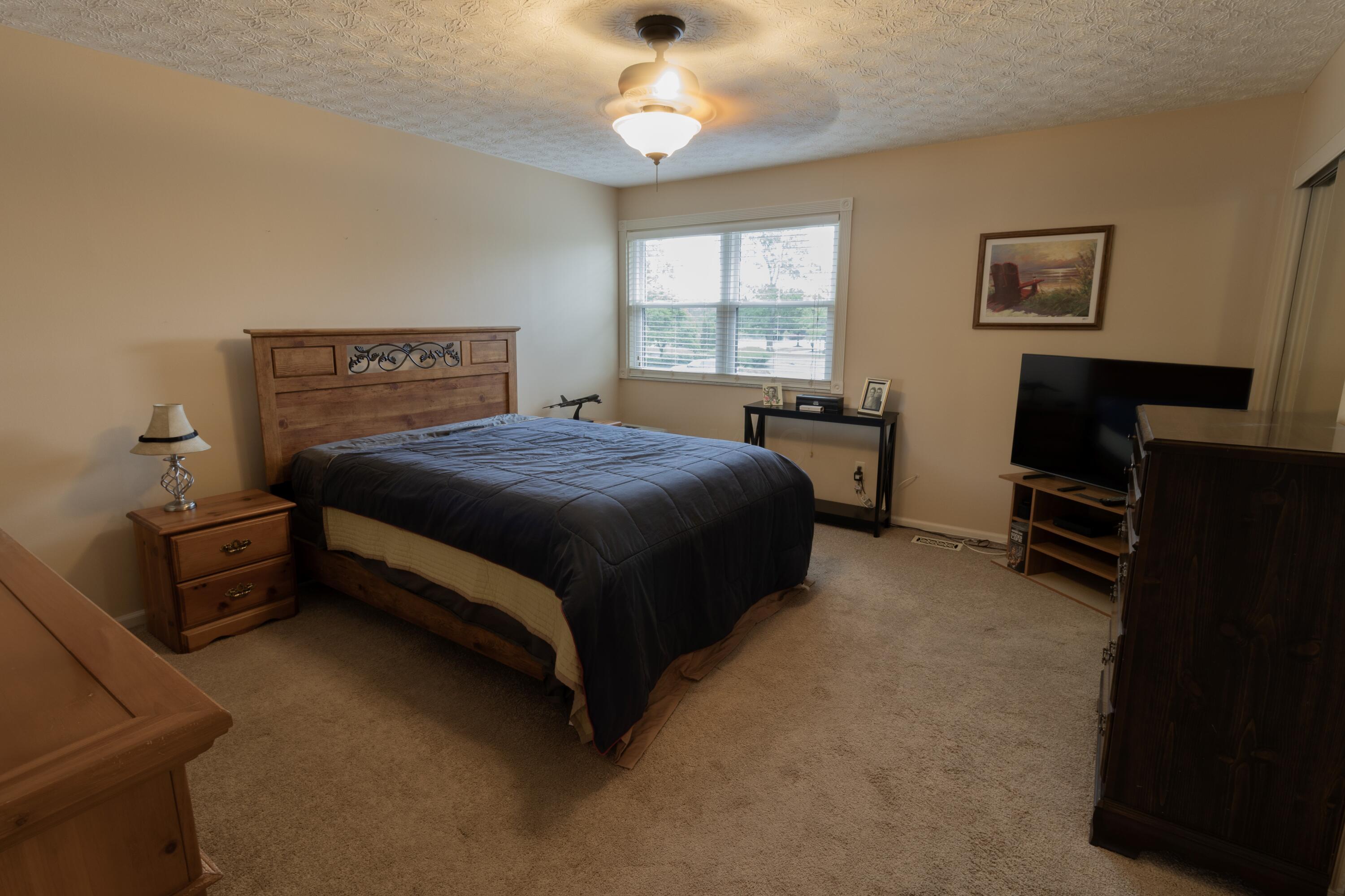 5392 Ponderosa Drive
