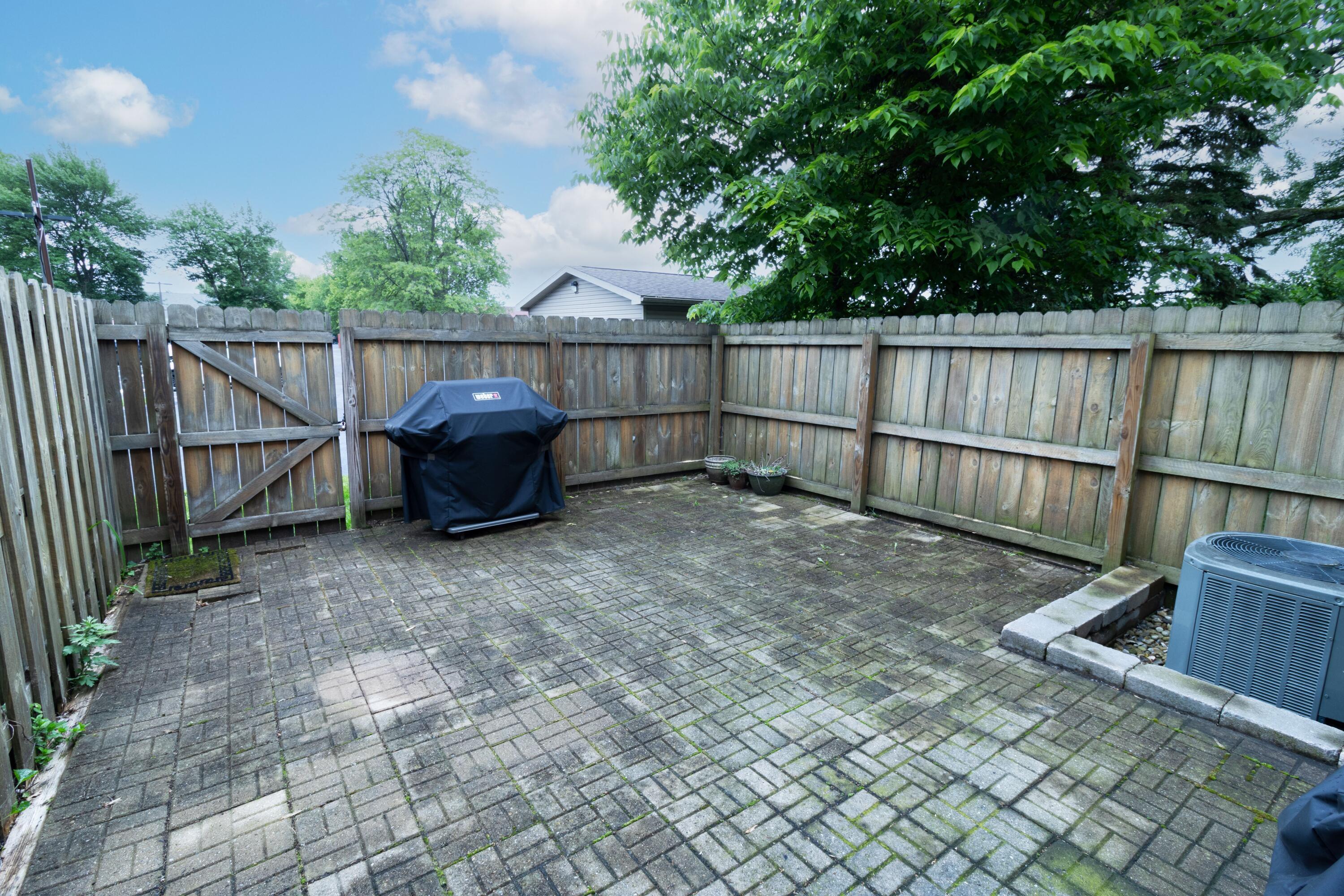 5392 Ponderosa Drive