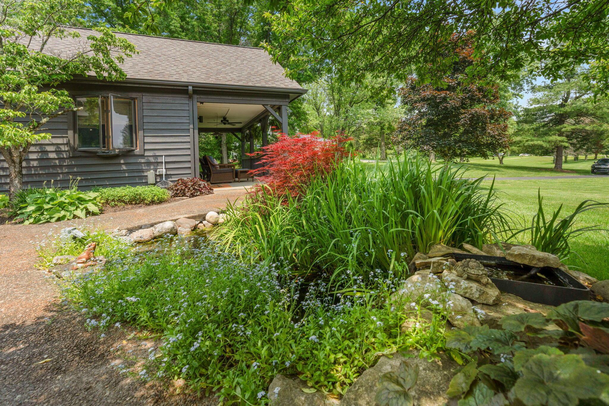 3515 Babbitt Road
