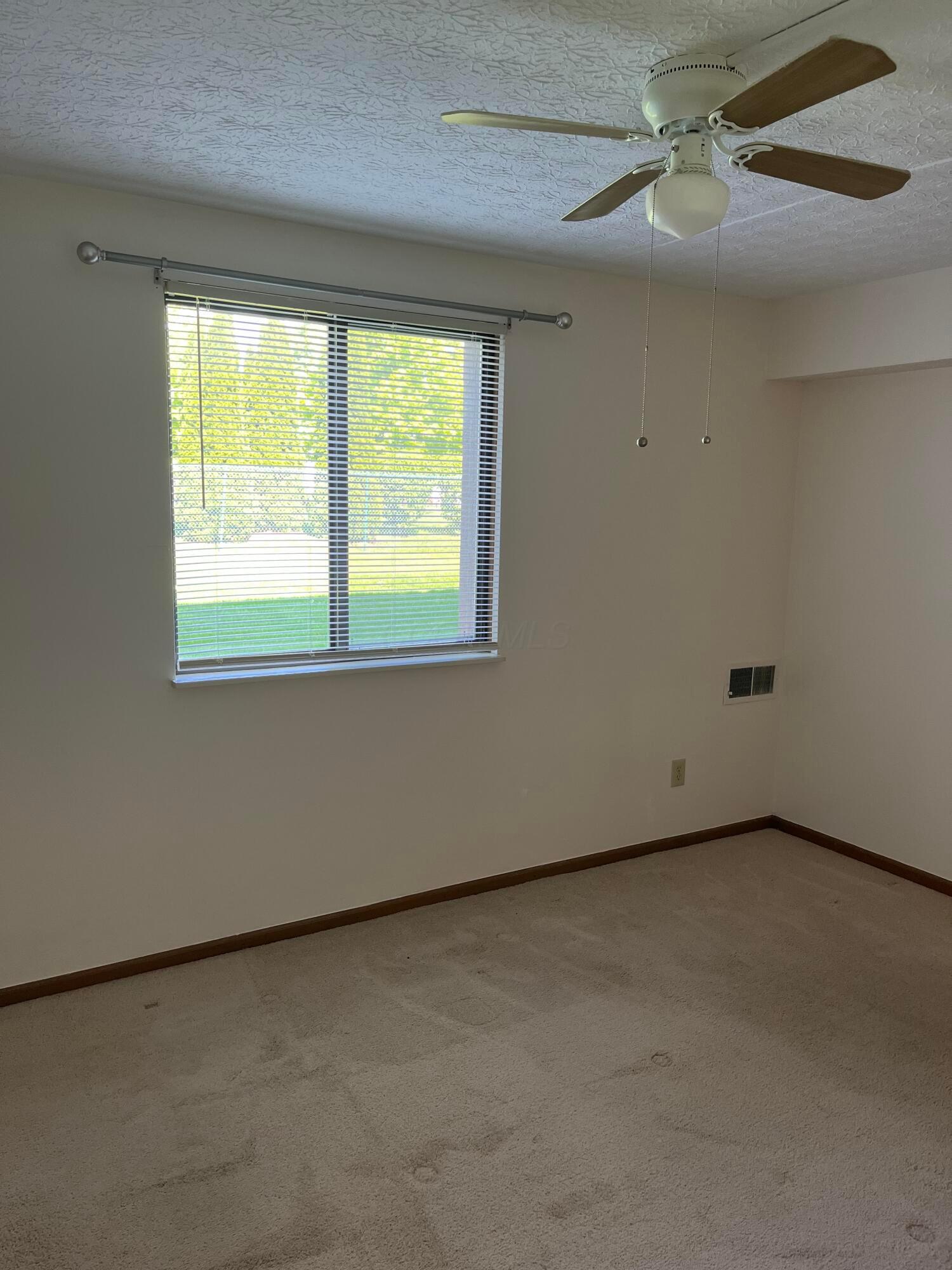 5885 Beechcroft Road, 110