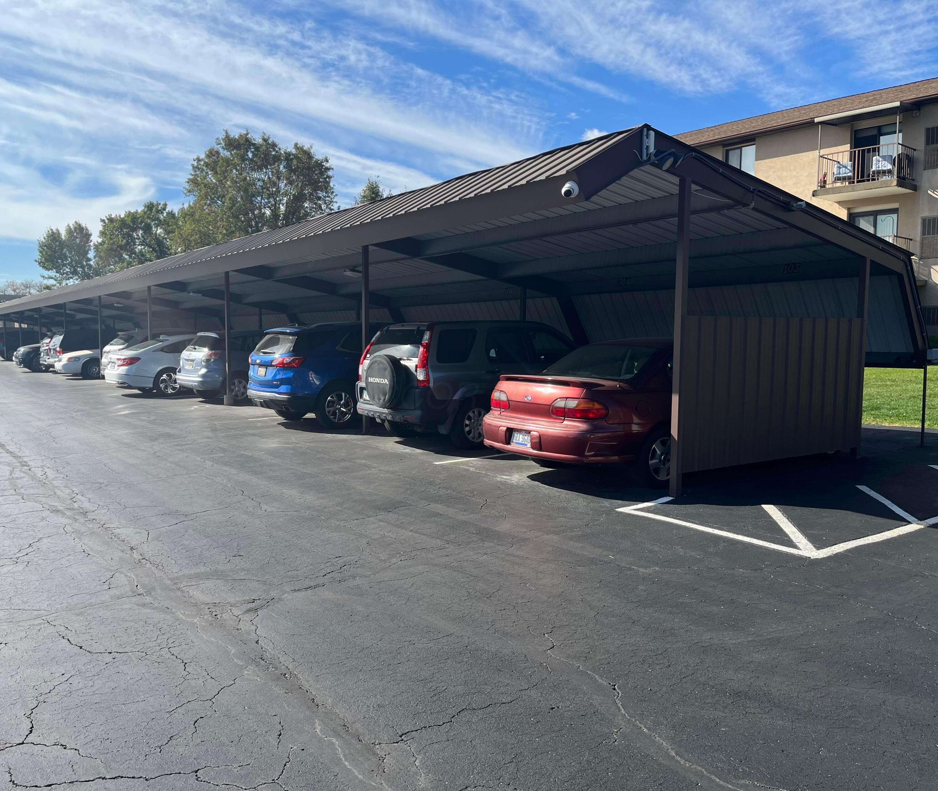 5885 Beechcroft Road, 110