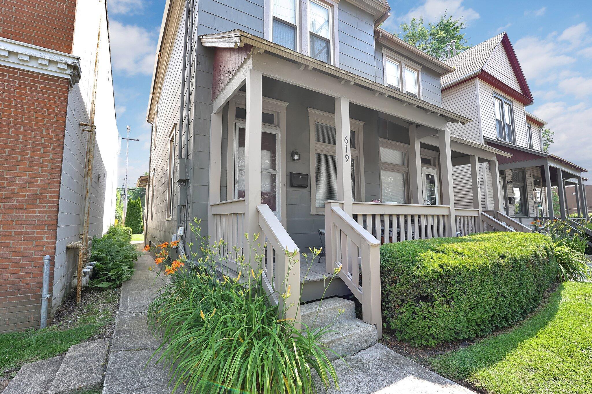 617 E 11th Avenue