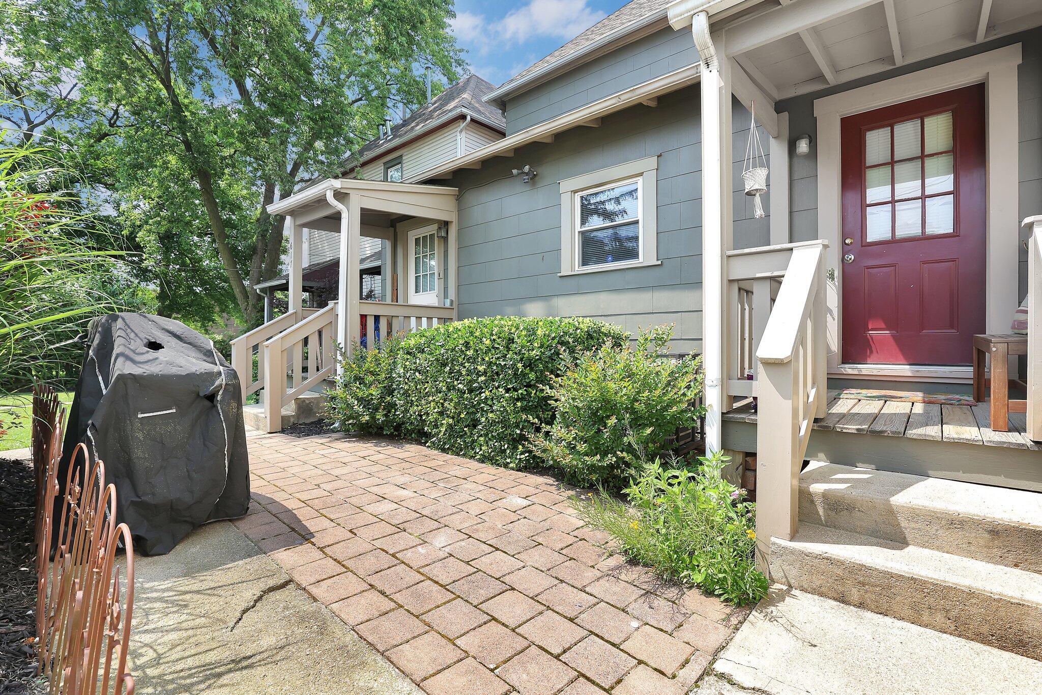 617 E 11th Avenue