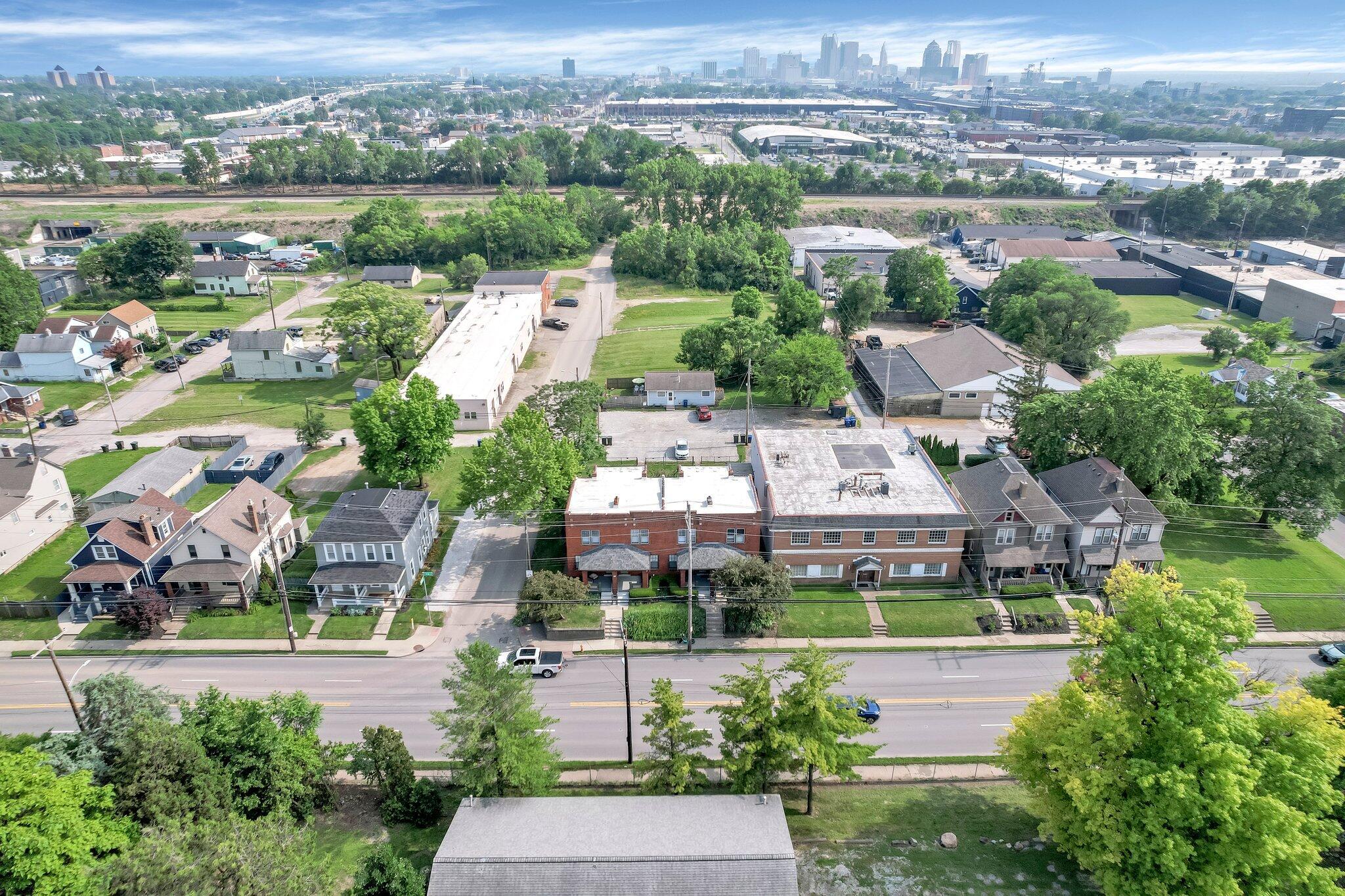 645 E 11th Avenue, 643