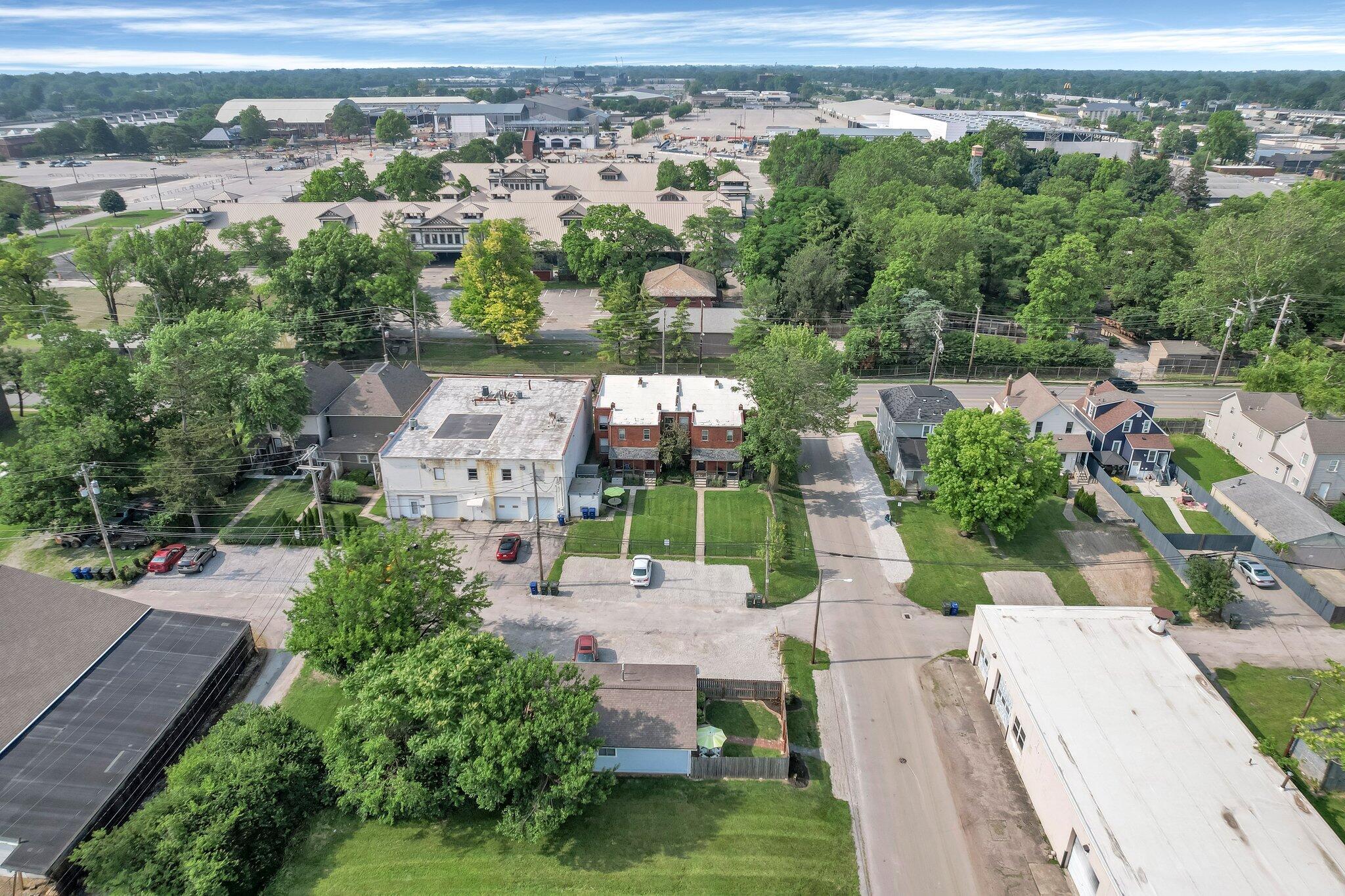 645 E 11th Avenue, 643