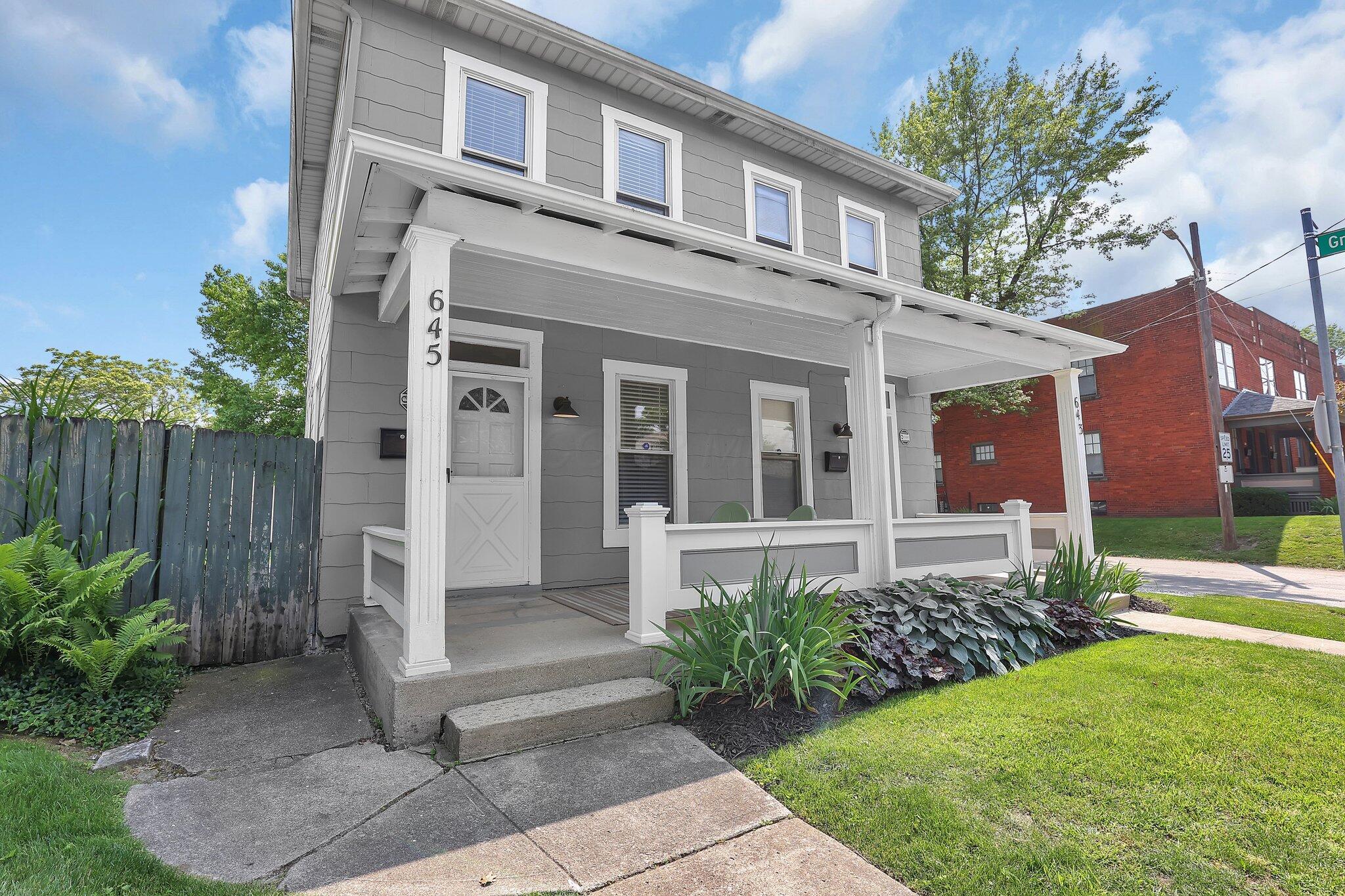 645 E 11th Avenue, 643