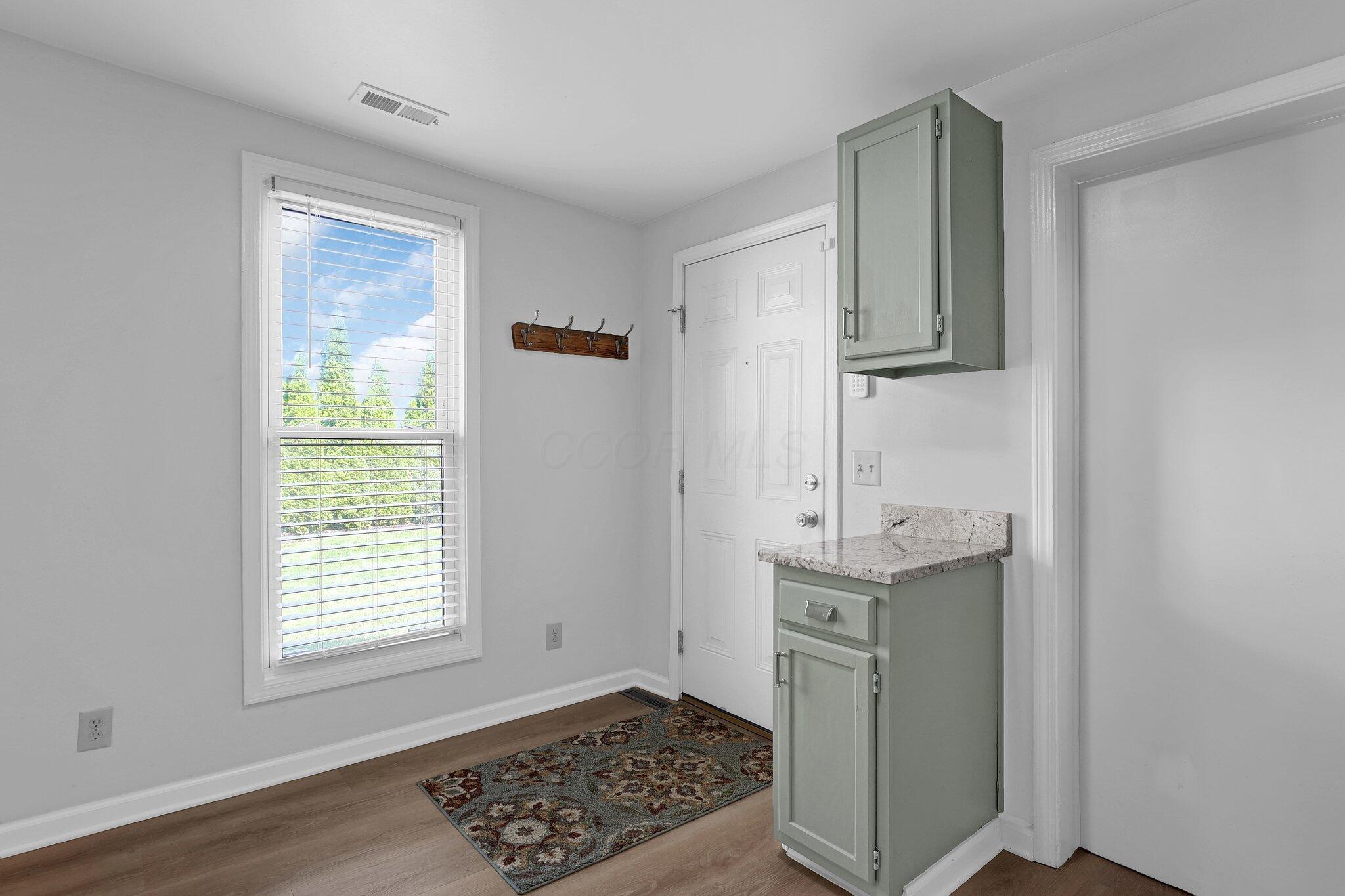 645 E 11th Avenue, 643