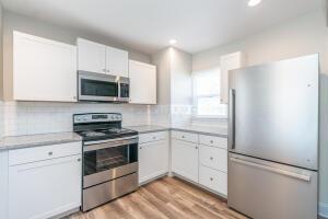 1098 E 22nd Avenue, 1098