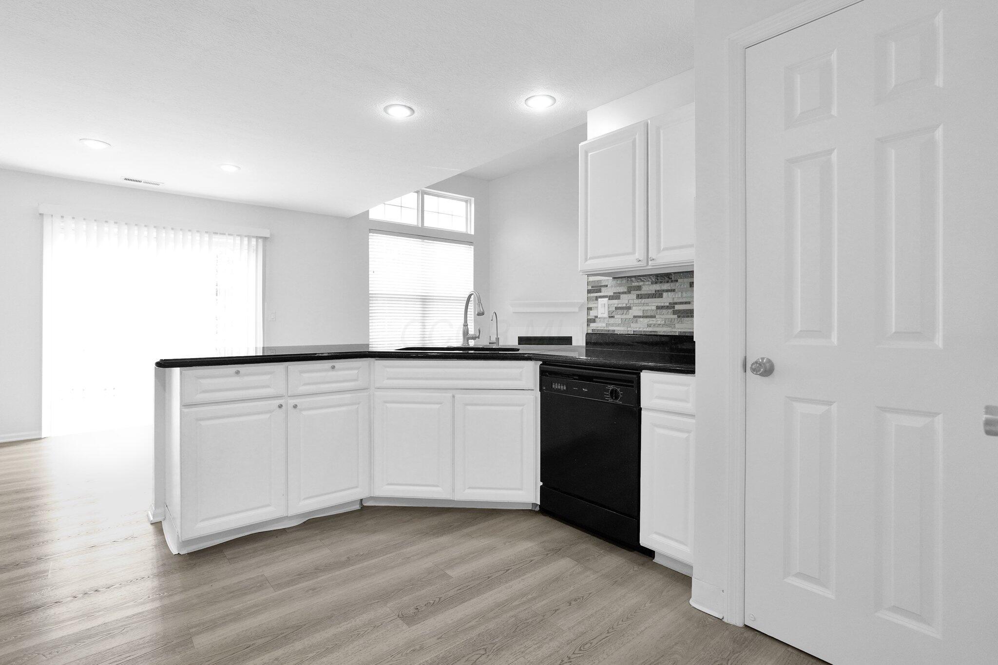 4899 Common Market Place